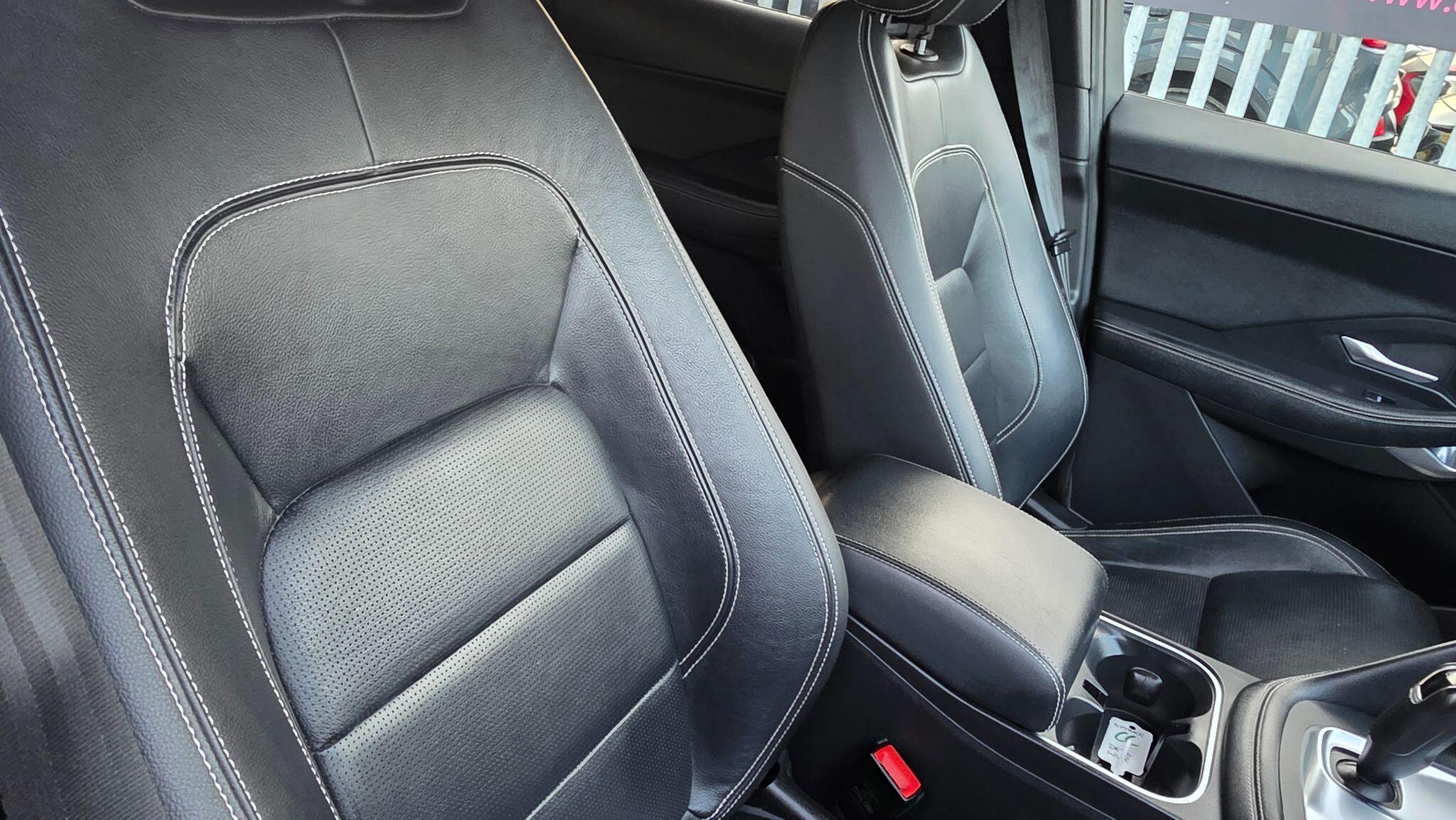 Jaguar E-Pace - Image 24