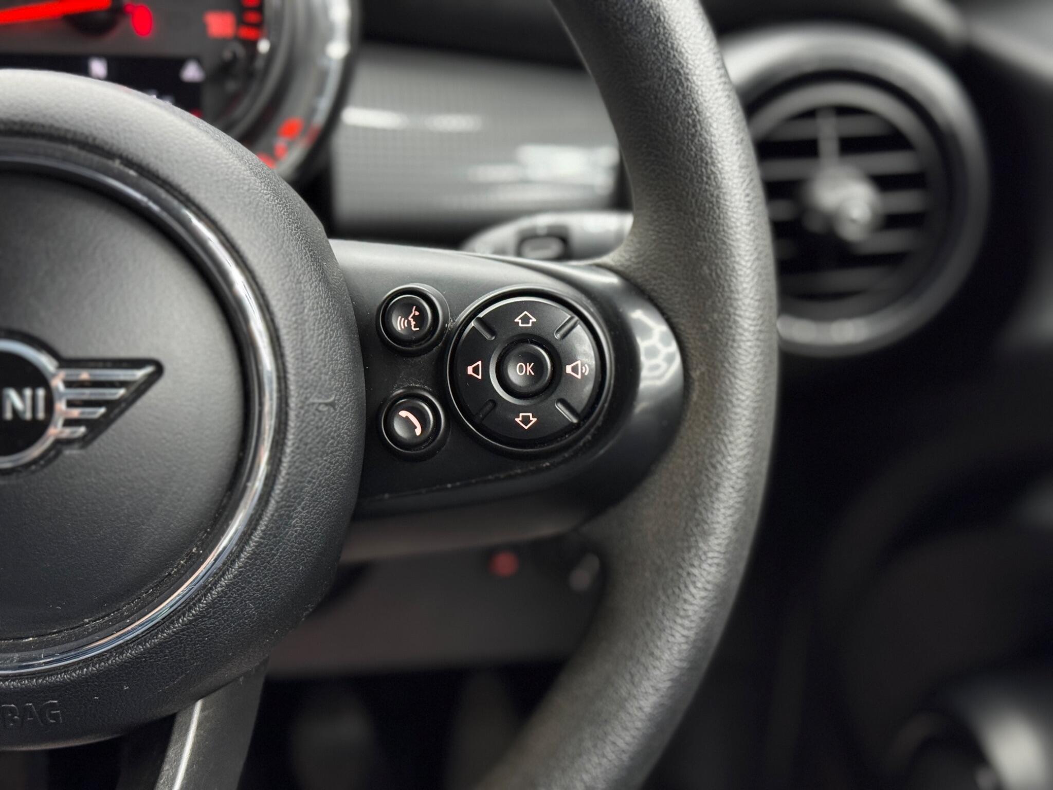 MINI Hatch - Image 19