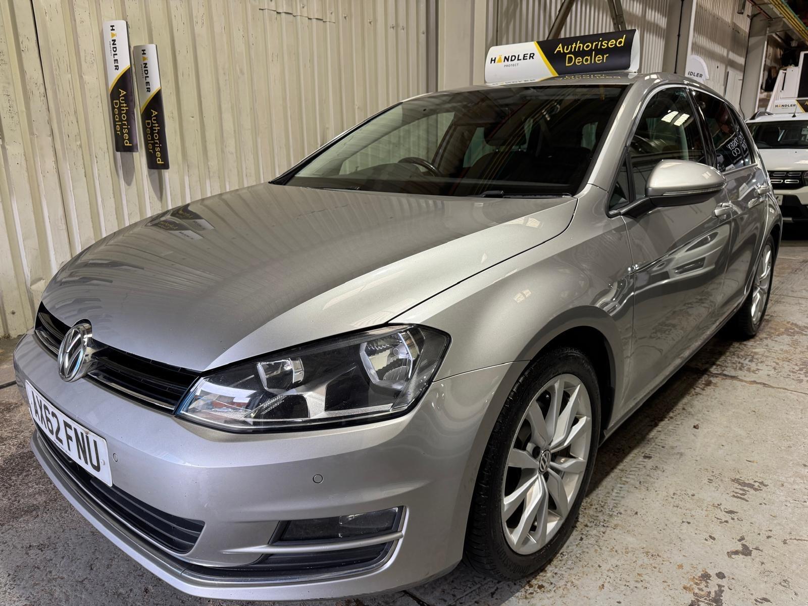 Volkswagen Golf - Image 8