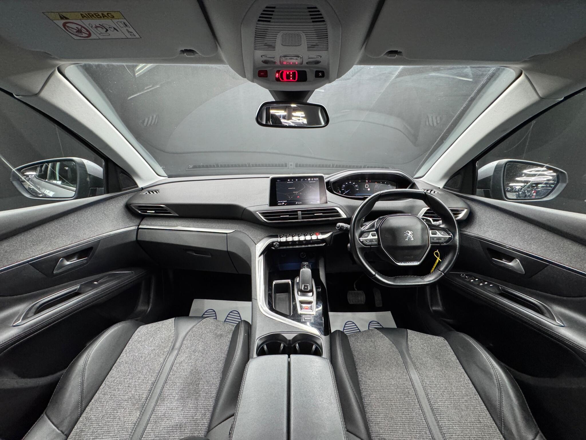 Peugeot 3008 - Image 17