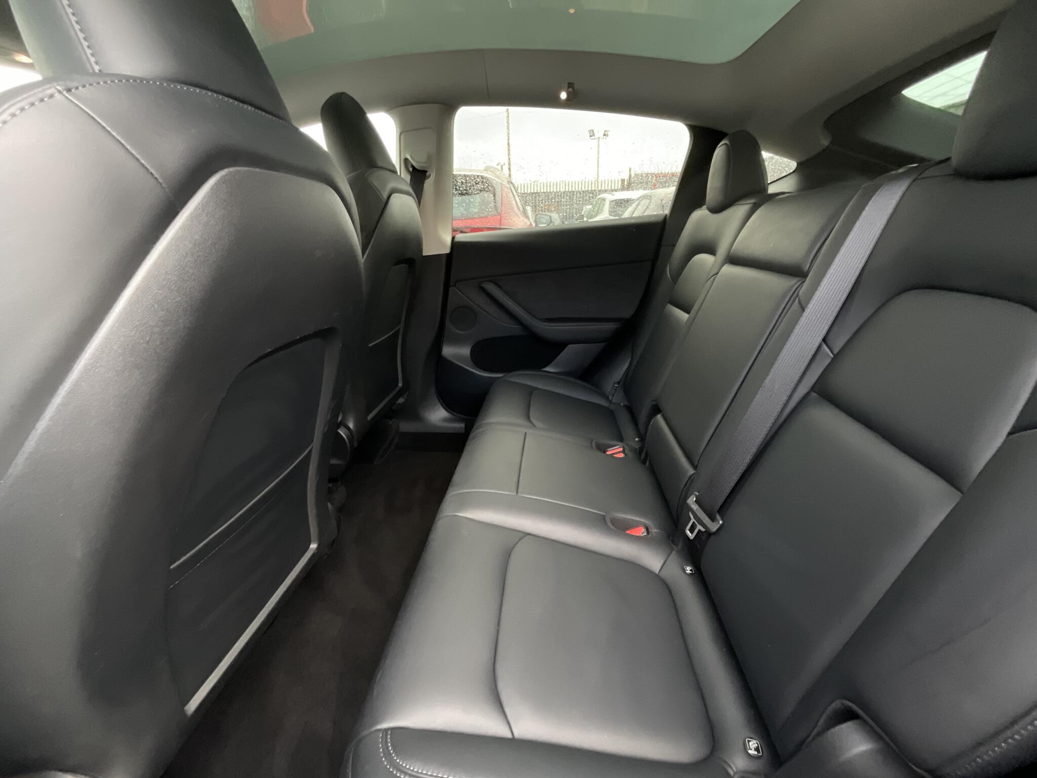 Tesla Model Y - Image 15