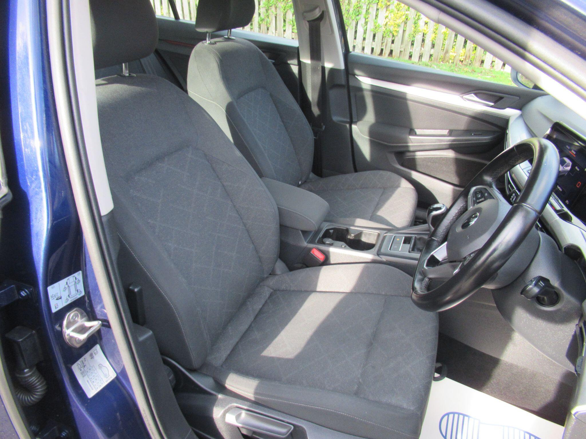 Volkswagen Golf - Image 16