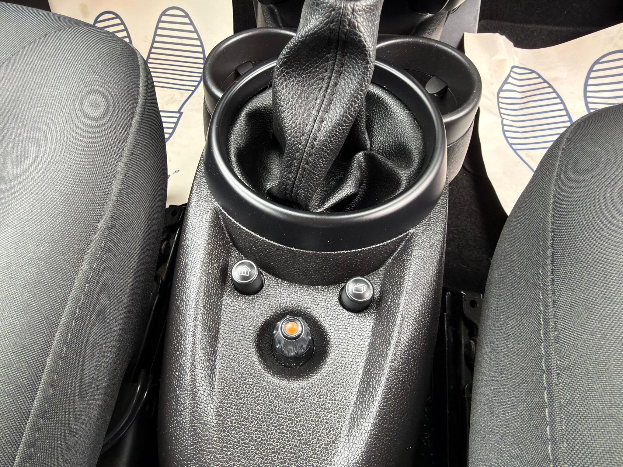 MINI Countryman - Image 22