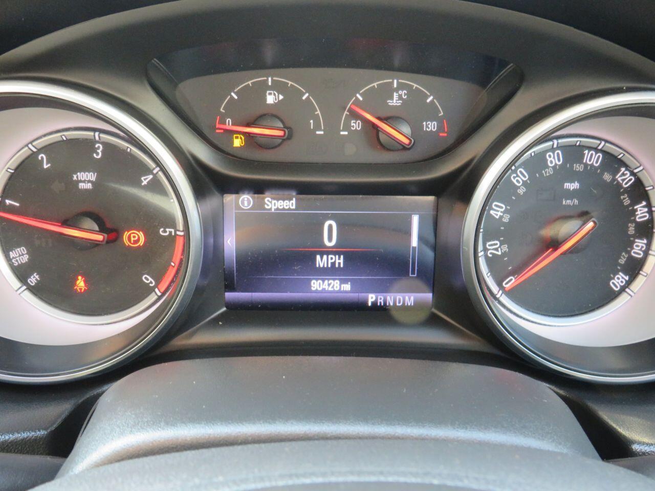 Vauxhall Insignia - Image 12