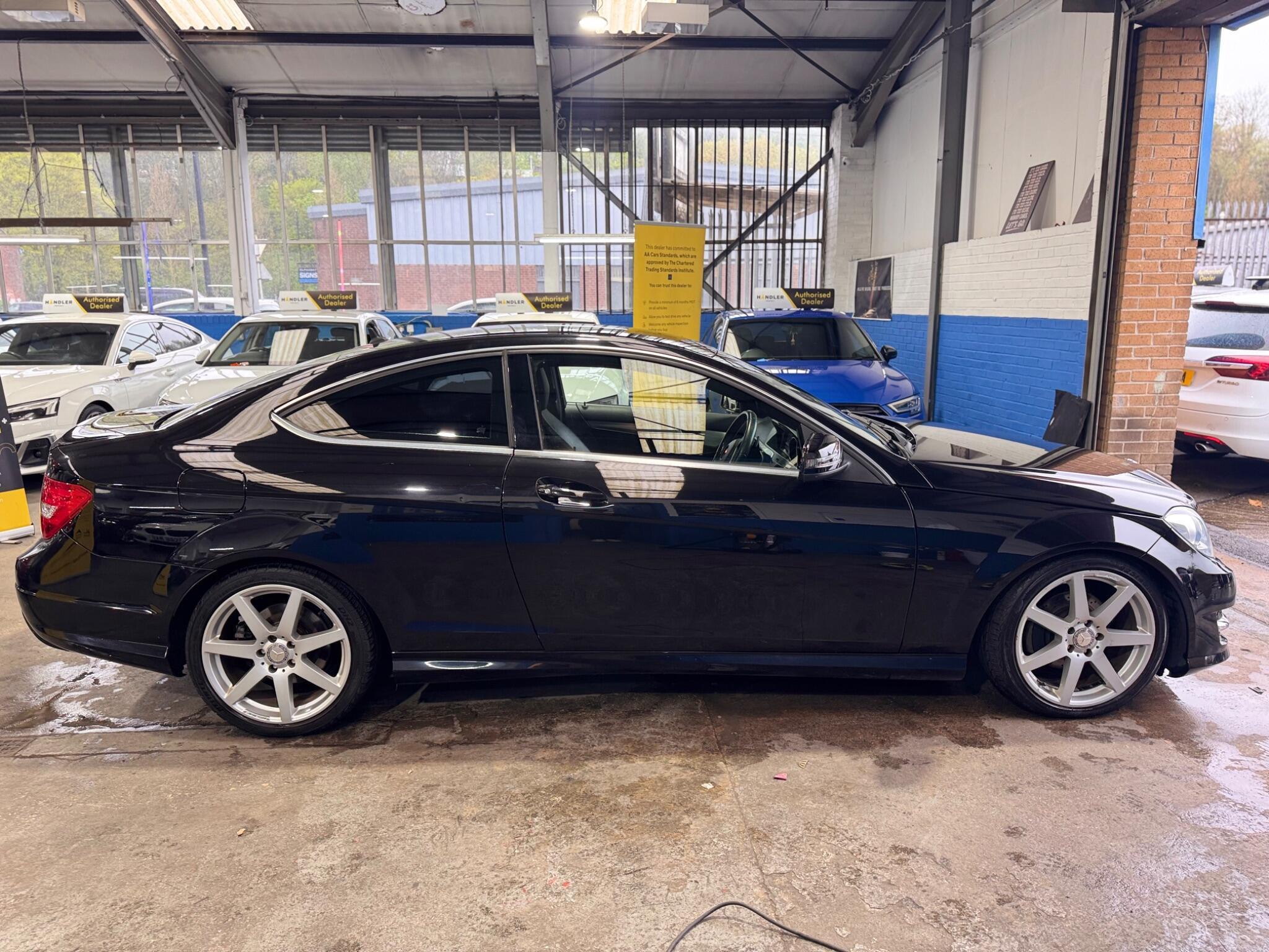 Mercedes C Class - Image 8