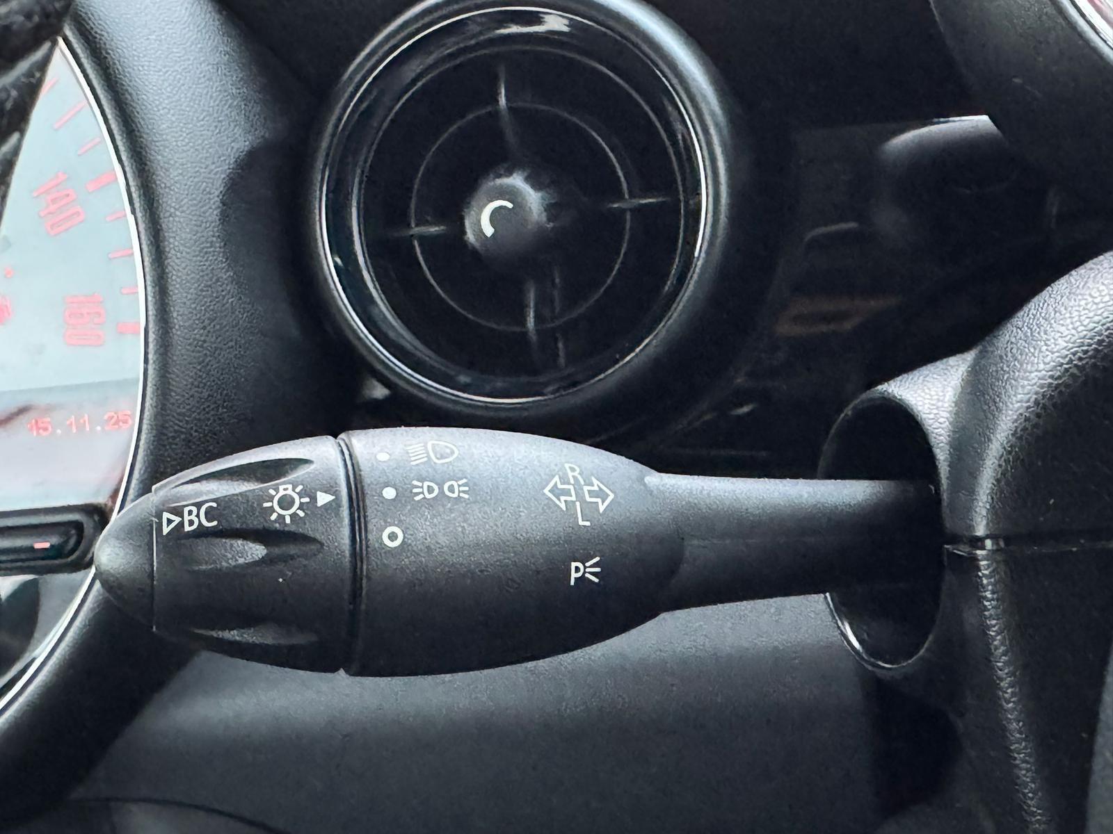 MINI Hatch - Image 19