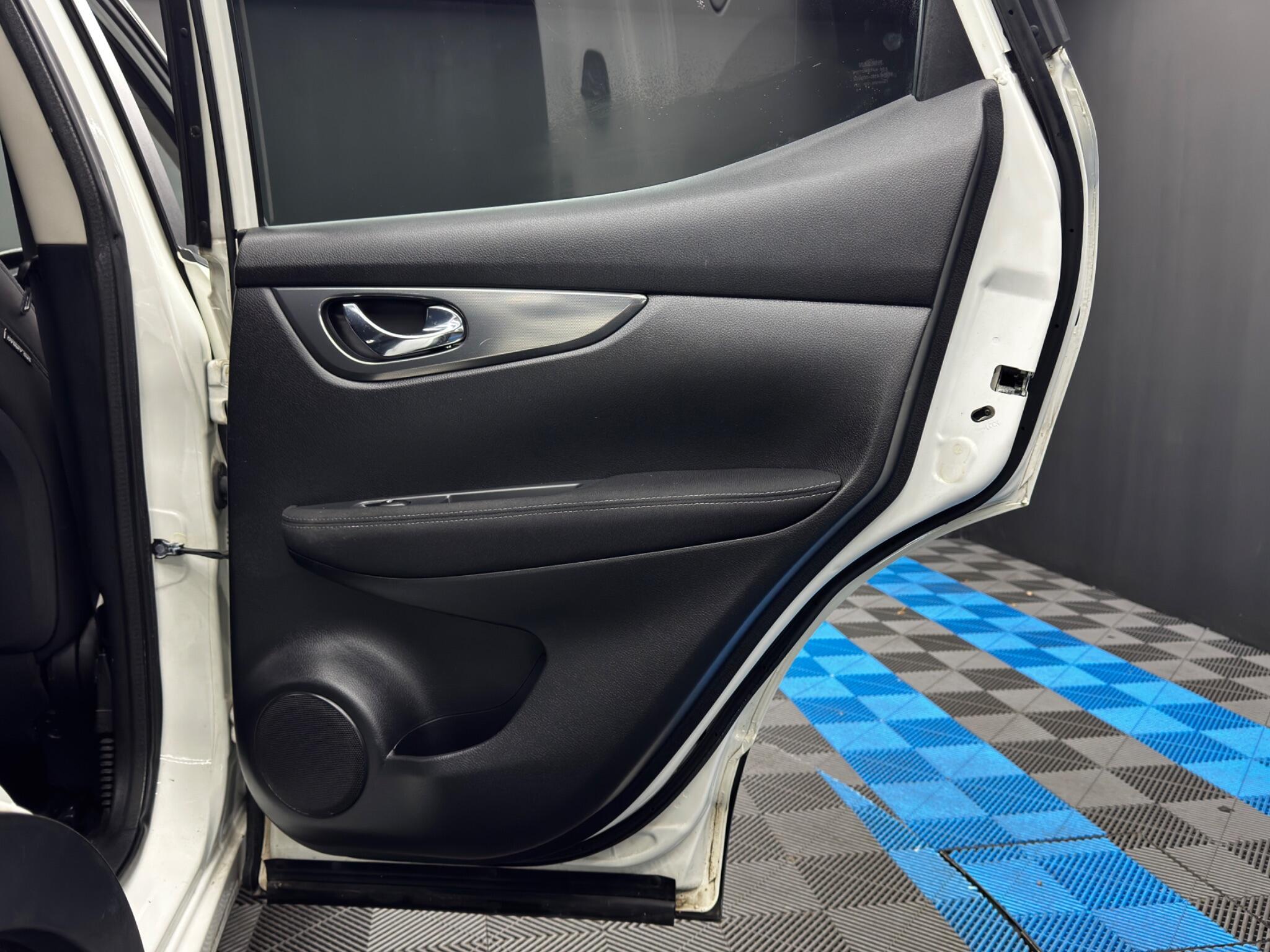 Nissan Qashqai - Image 37