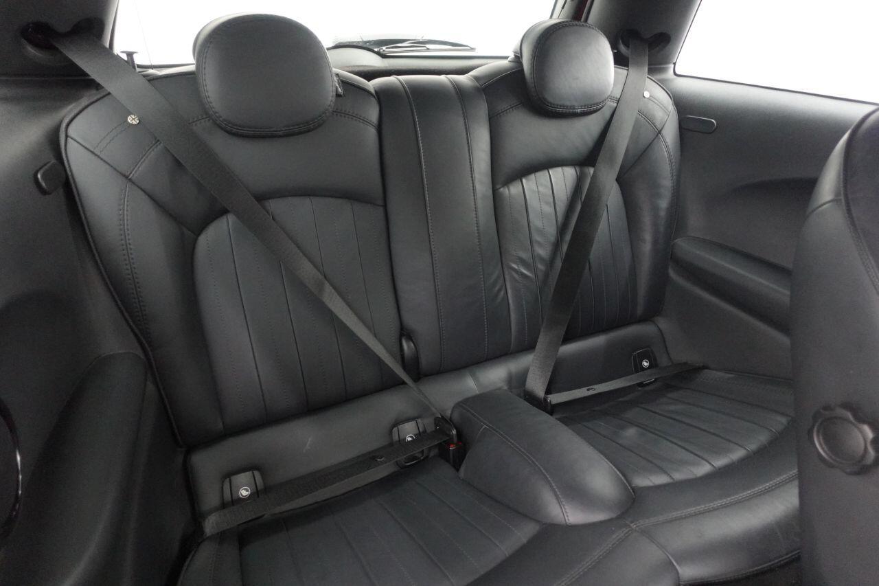 MINI Hatch - Image 20