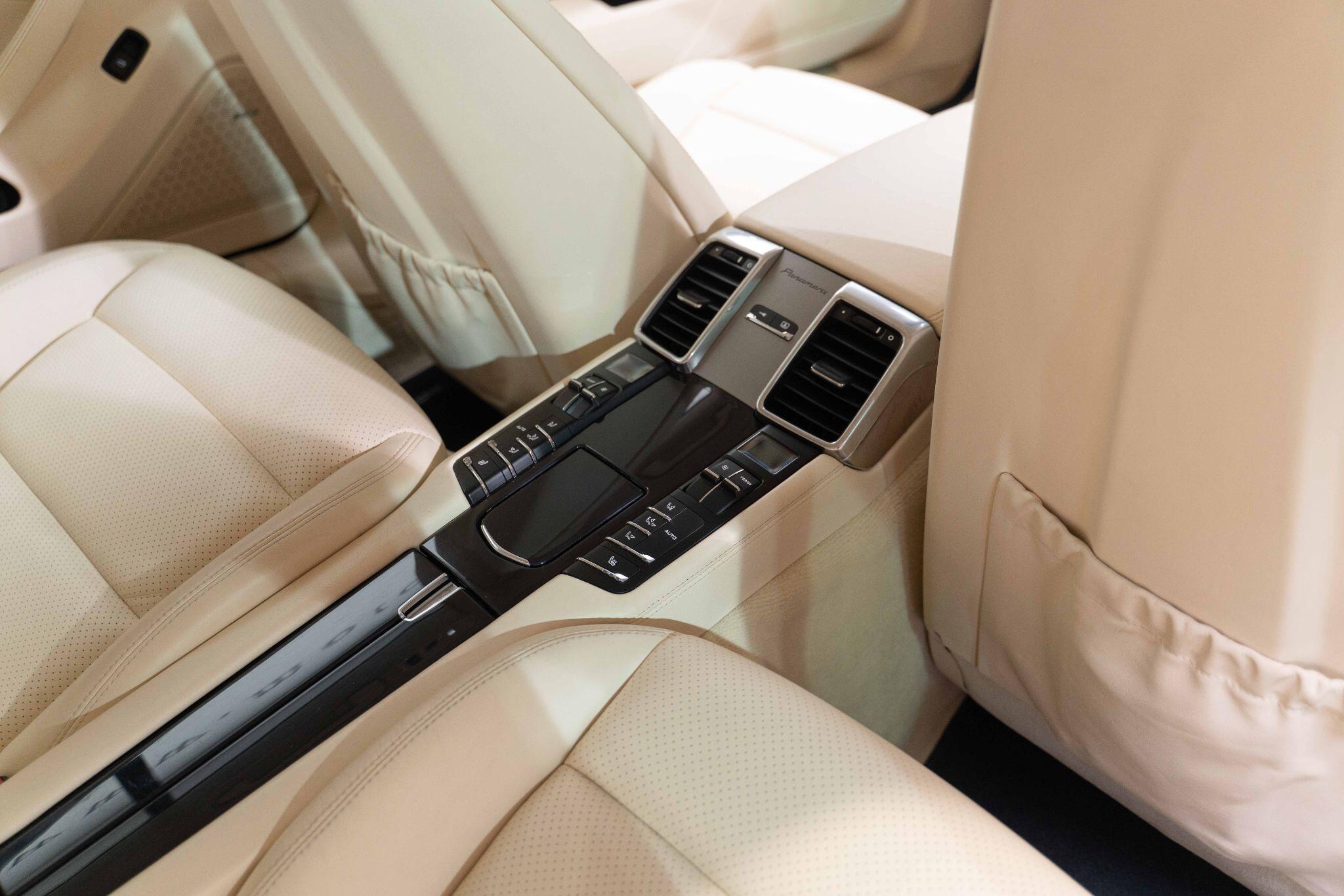 Porsche Panamera - Image 47