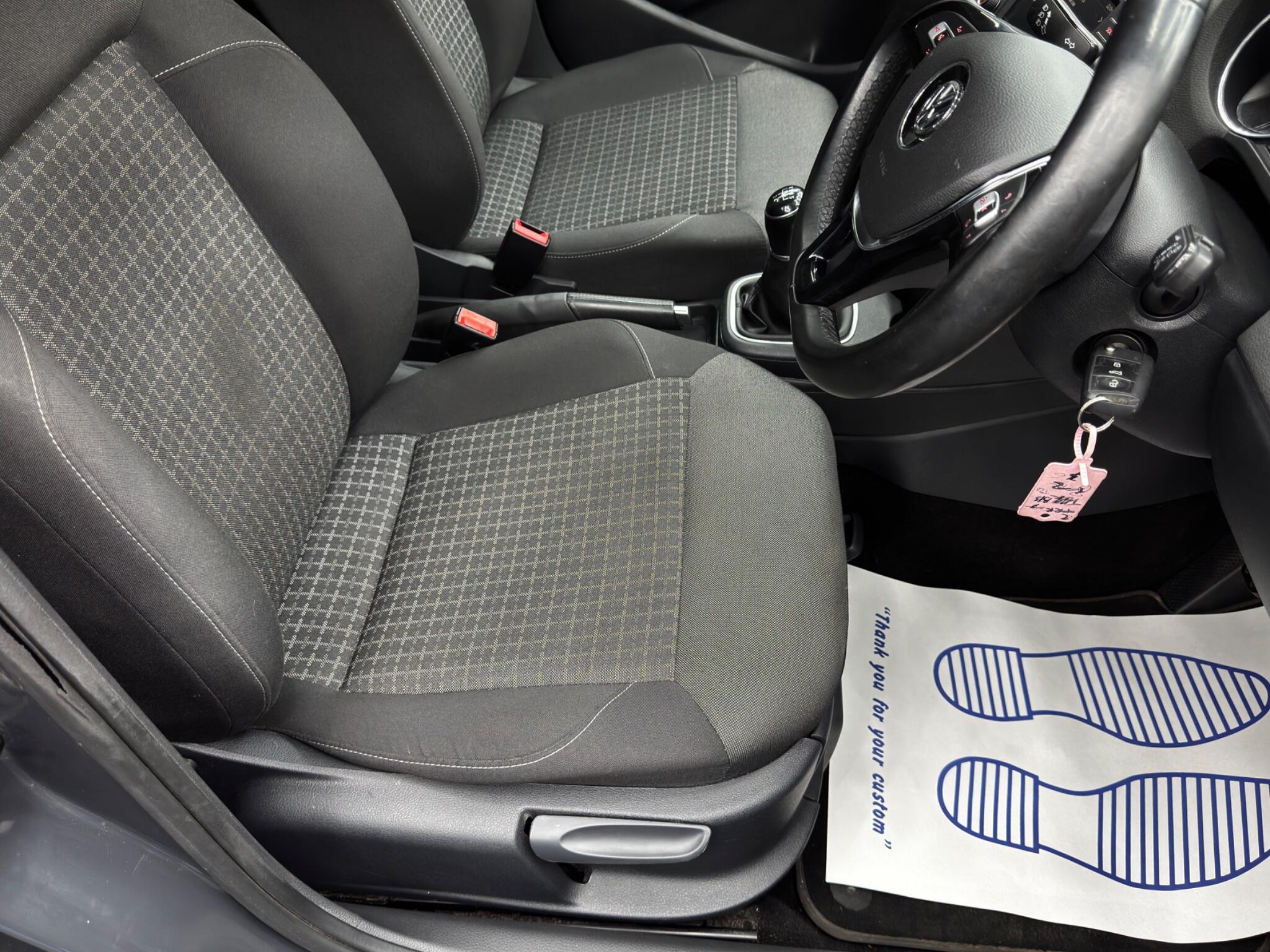 Volkswagen Polo - Image 13
