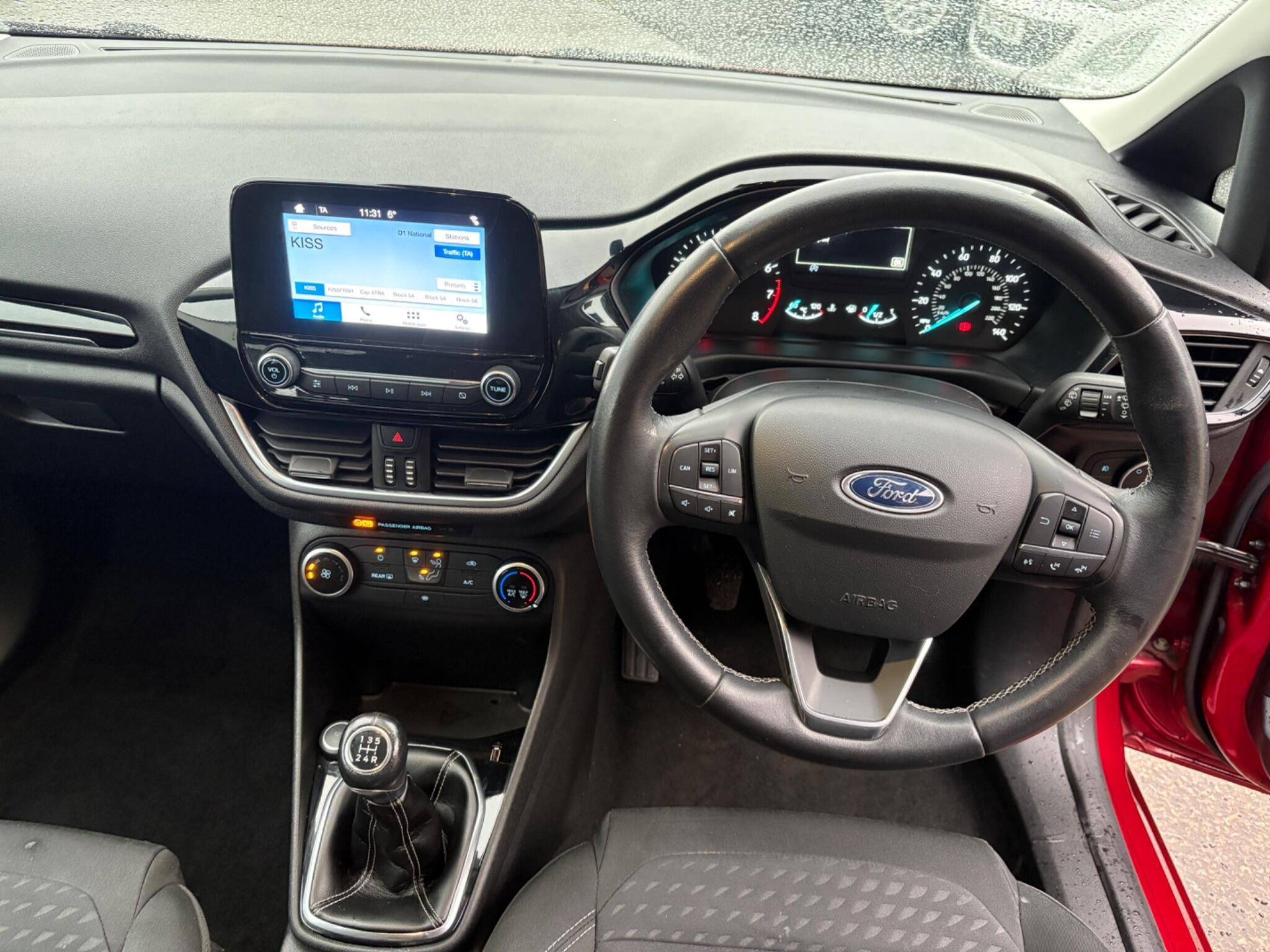 Ford Fiesta - Image 10