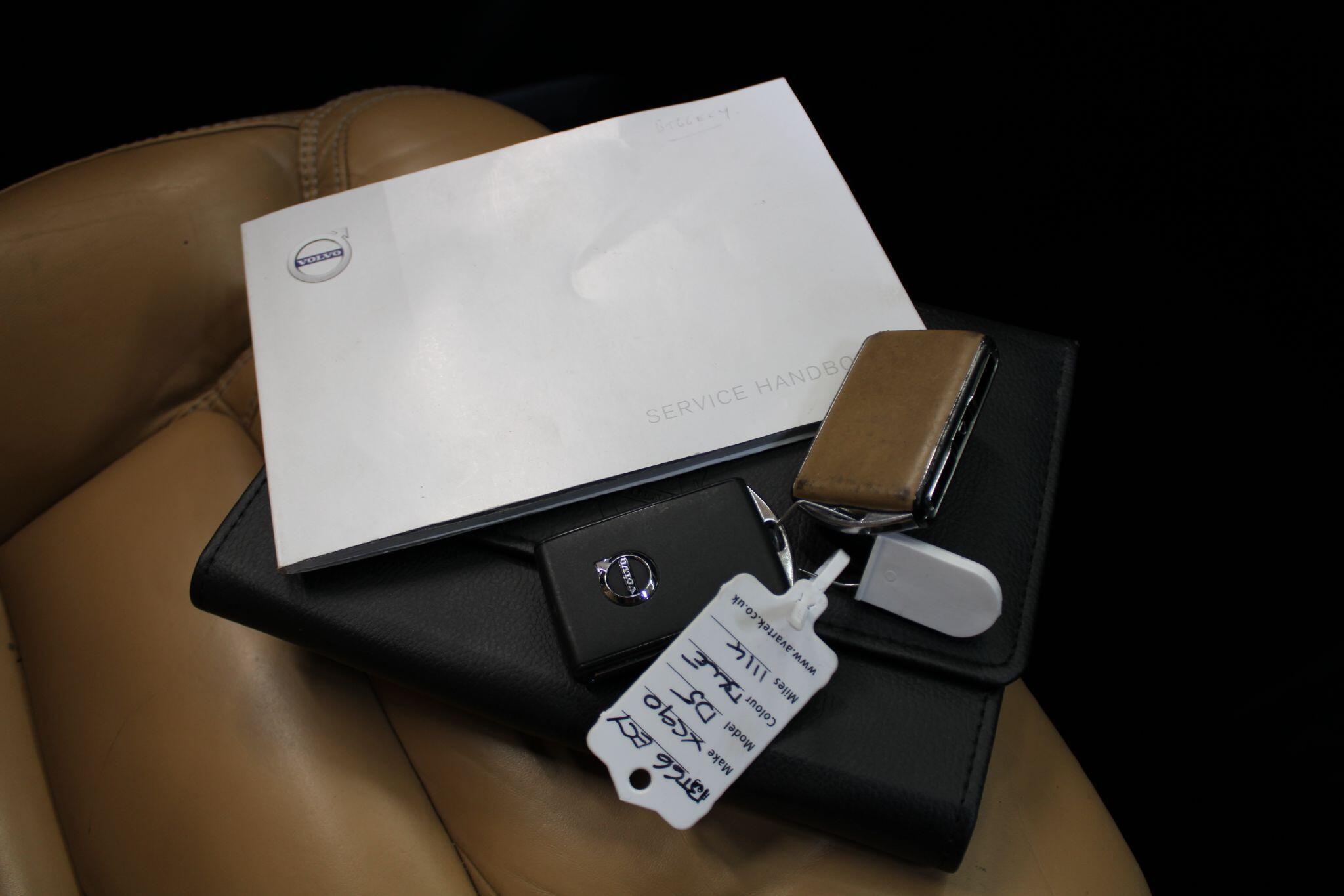 Volvo XC90 - Image 46
