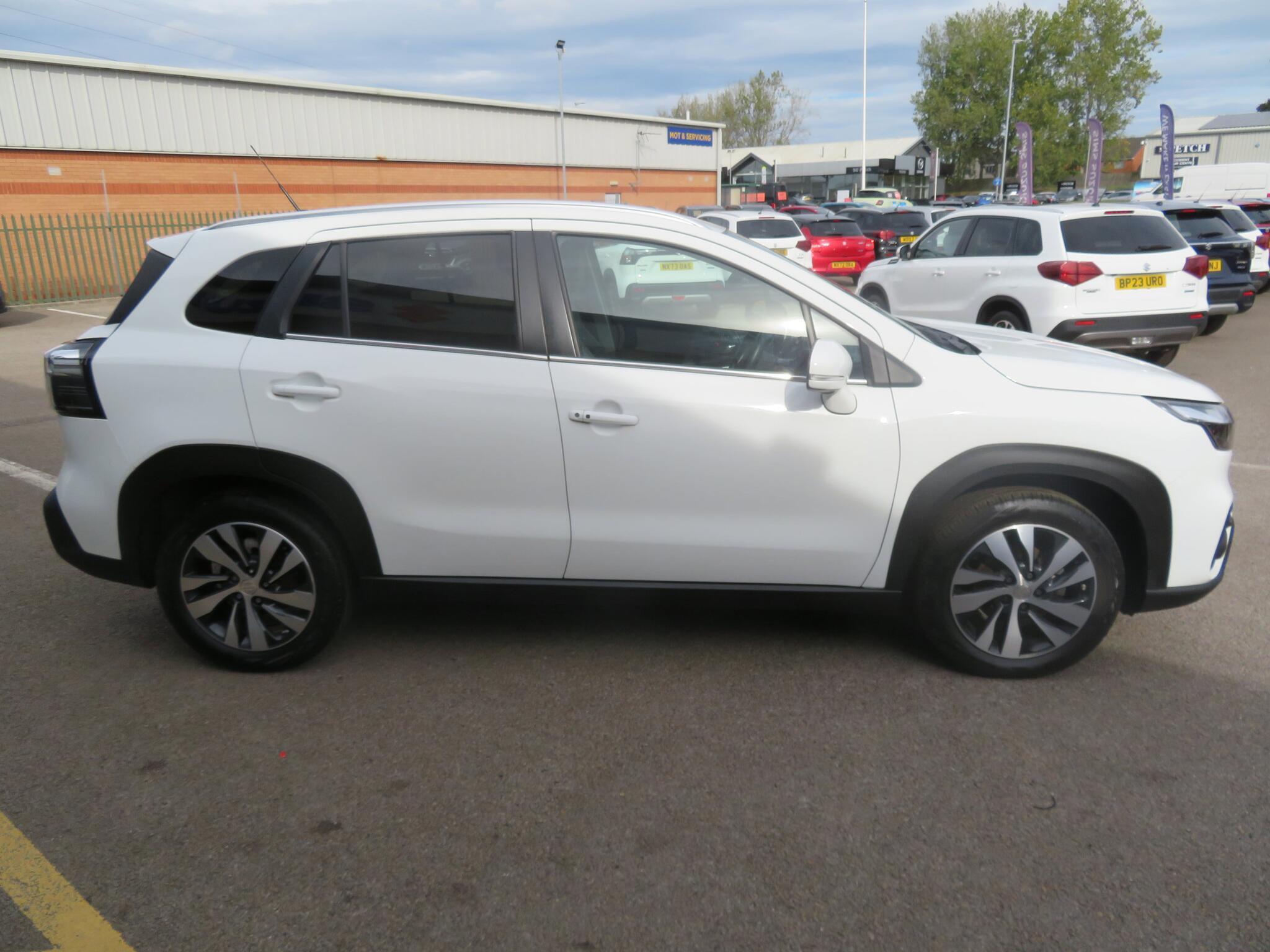 Suzuki S-Cross - Image 9