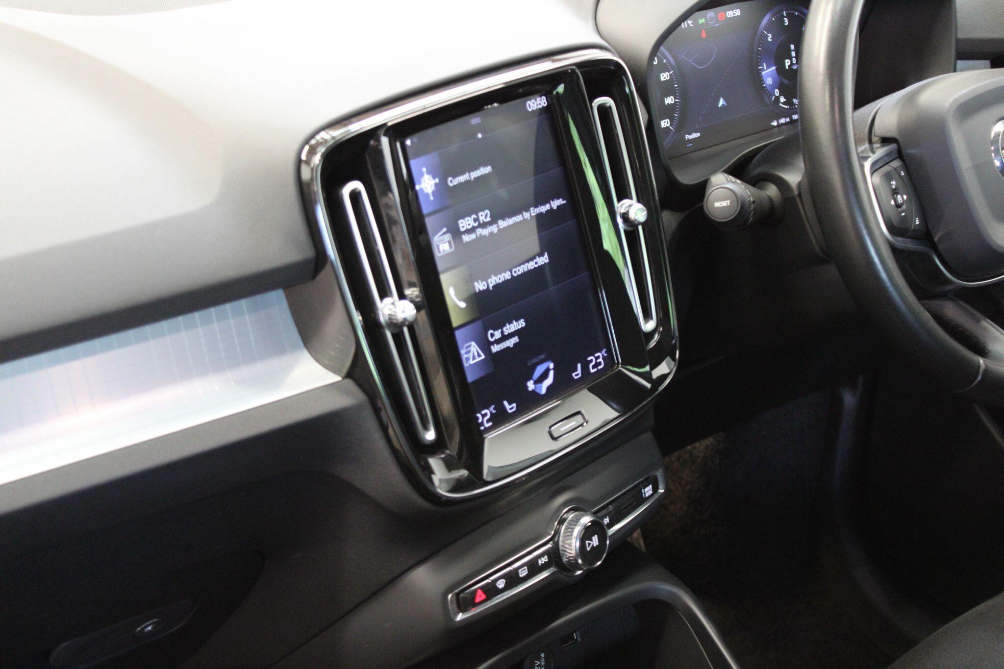 Volvo XC40 - Image 29