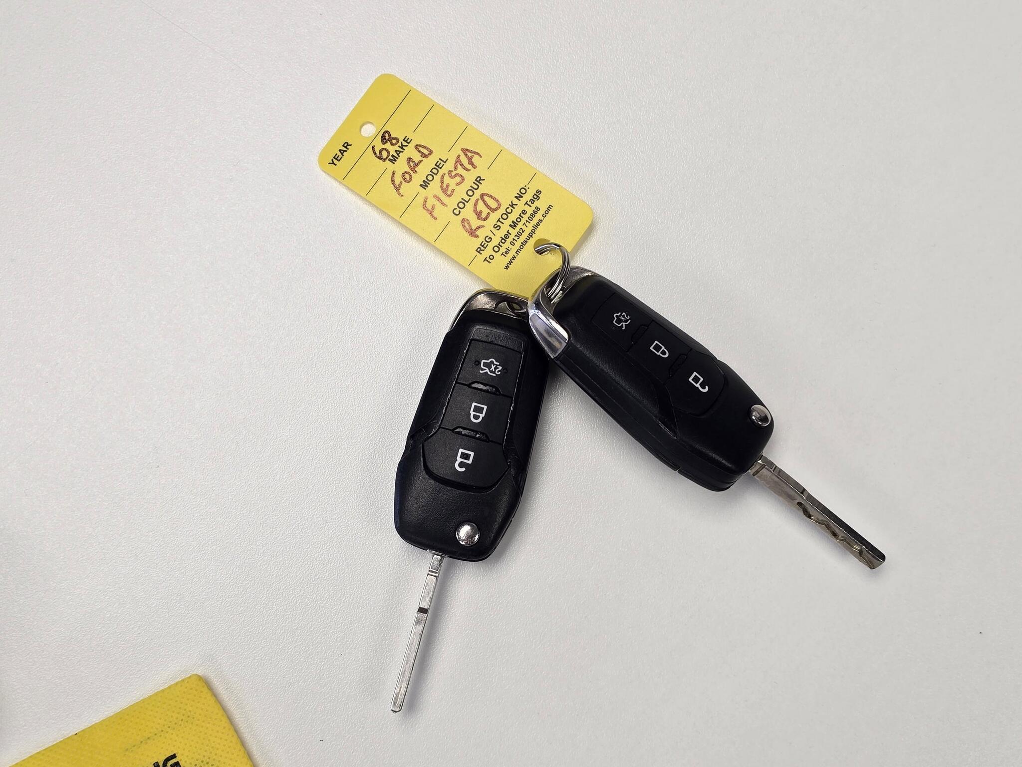 Ford Fiesta - Image 11