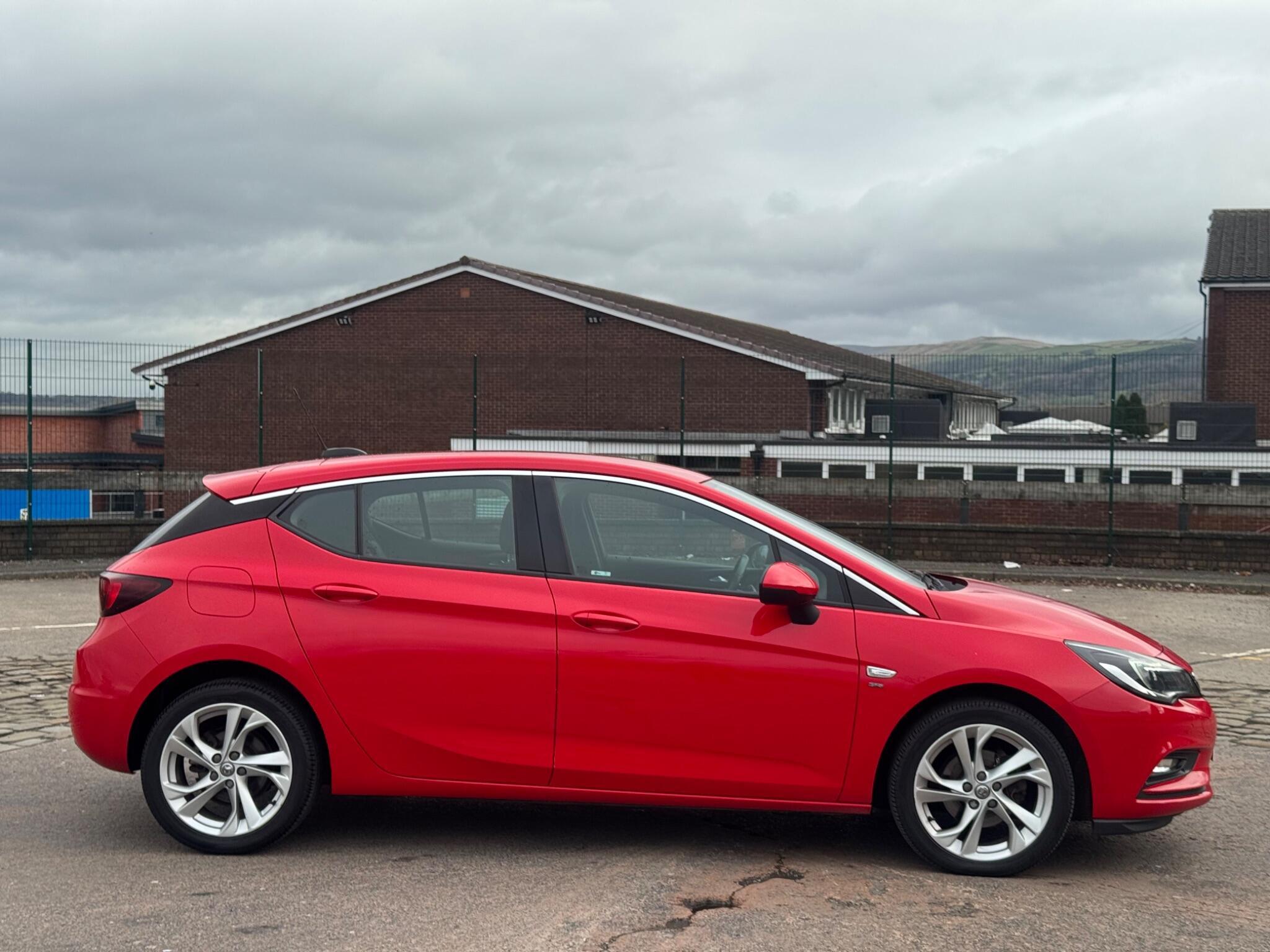 Vauxhall Astra - Image 8