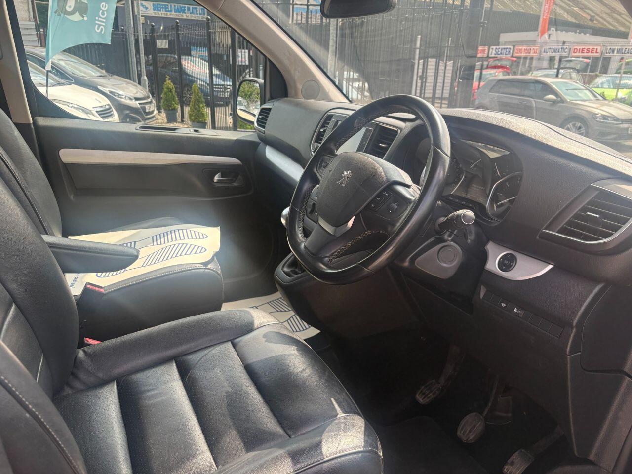 Peugeot Traveller - Image 13