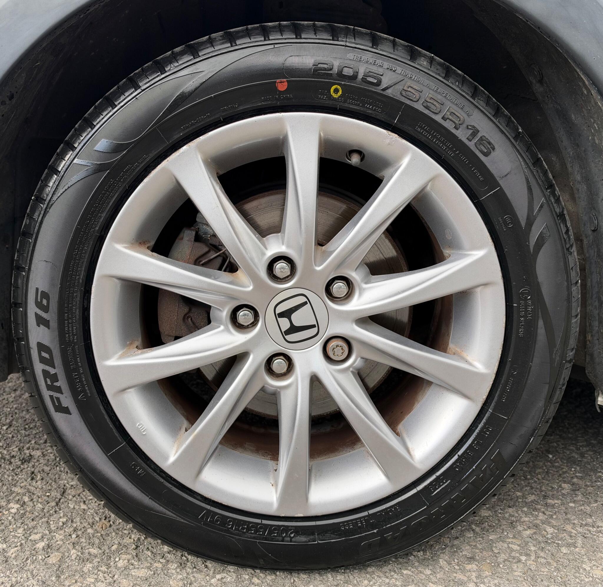 Honda Civic - Image 17