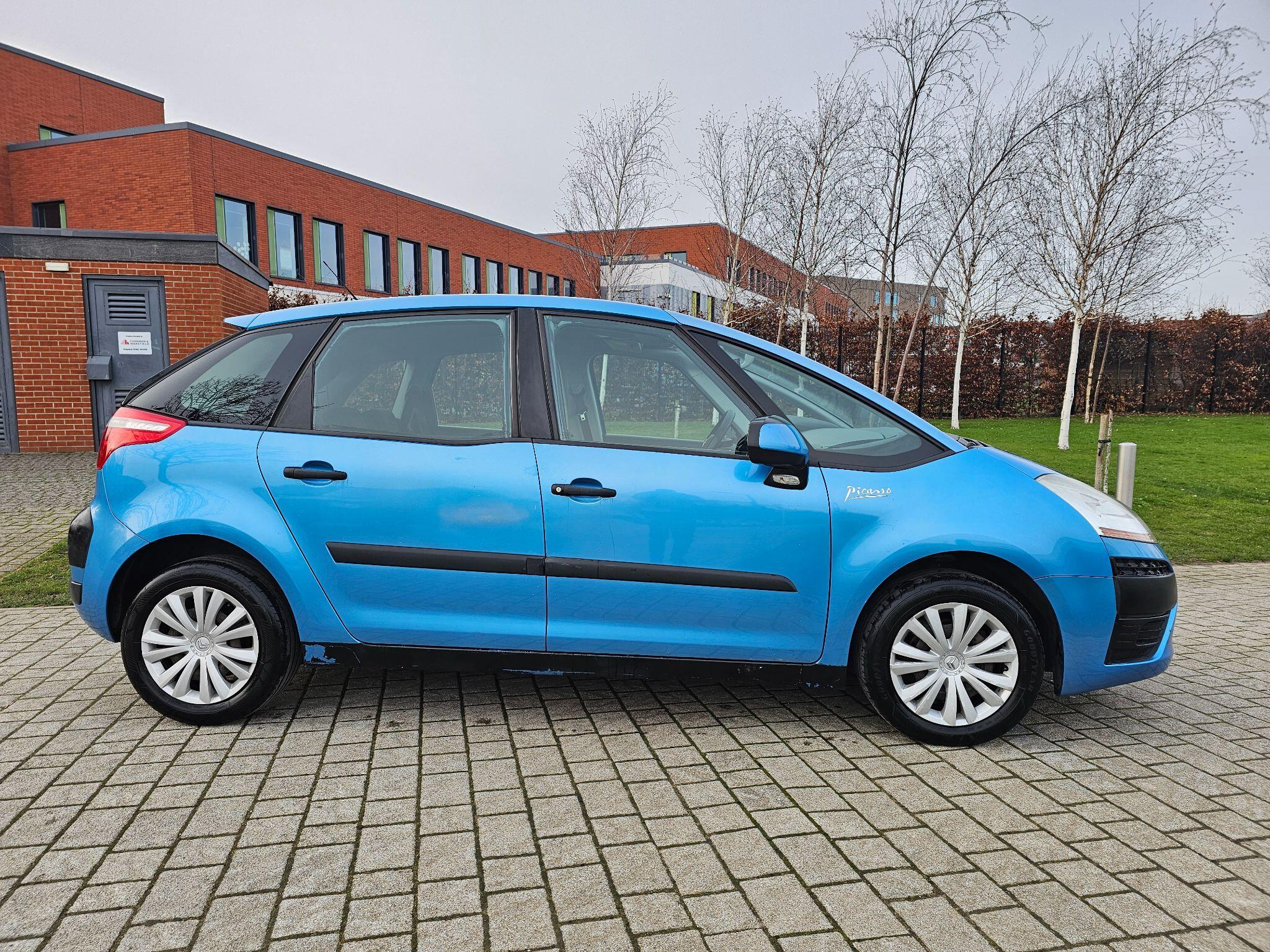 Citroen C4 Picasso - Image 9