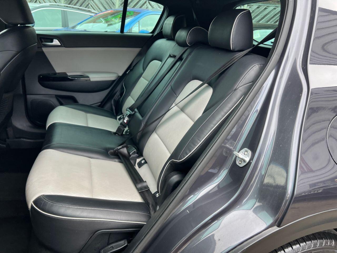 Kia Sportage - Image 14