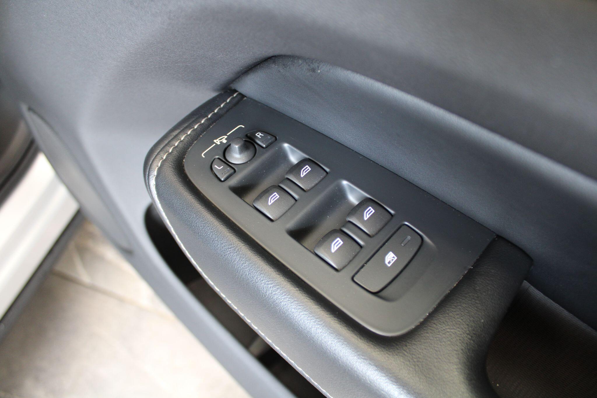 Volvo XC60 - Image 47