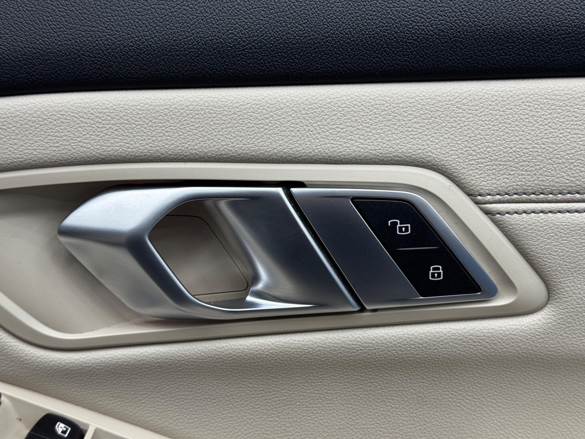 BMW 3 Series - Image 39