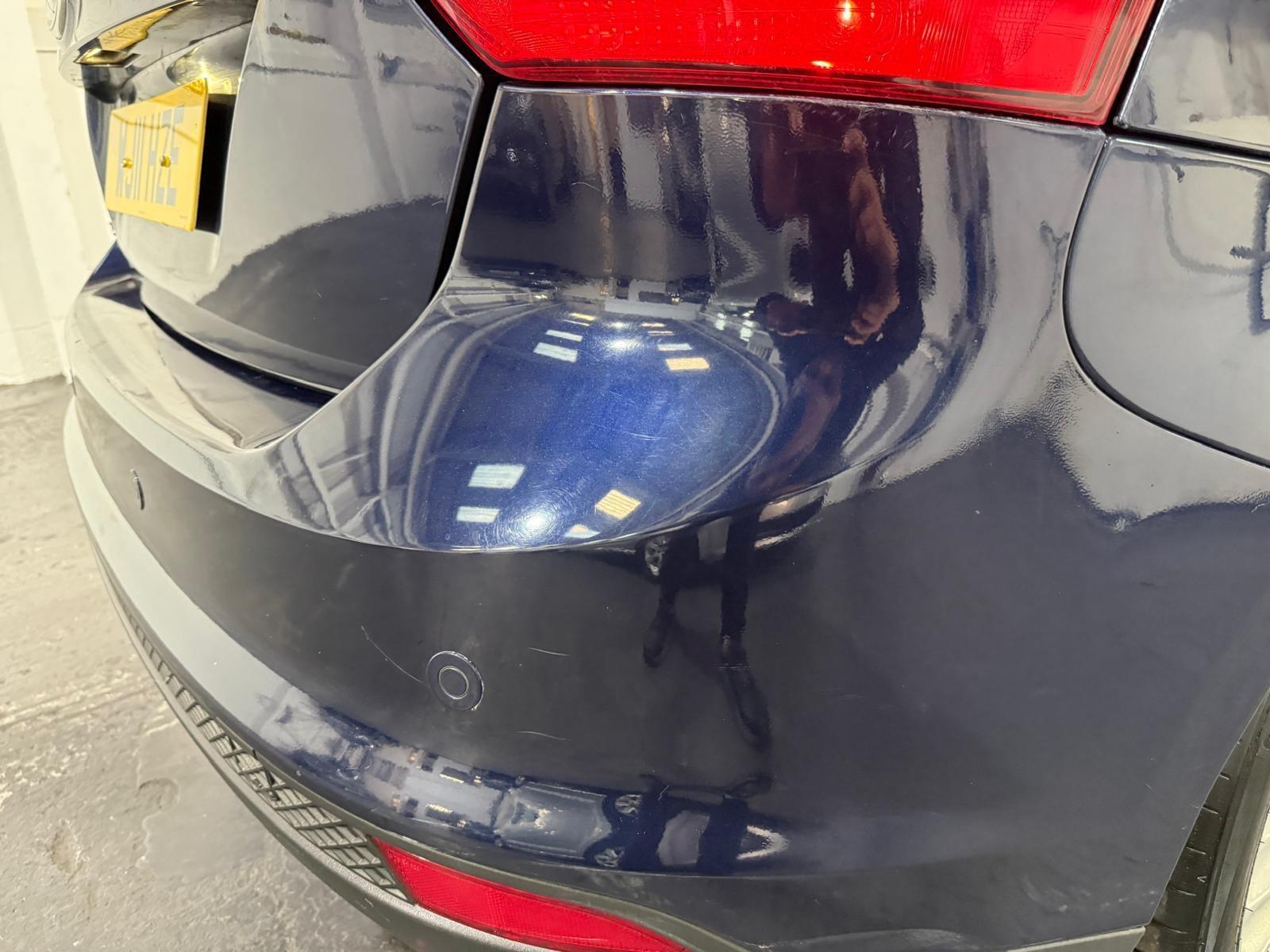 Ford Focus - Image 15