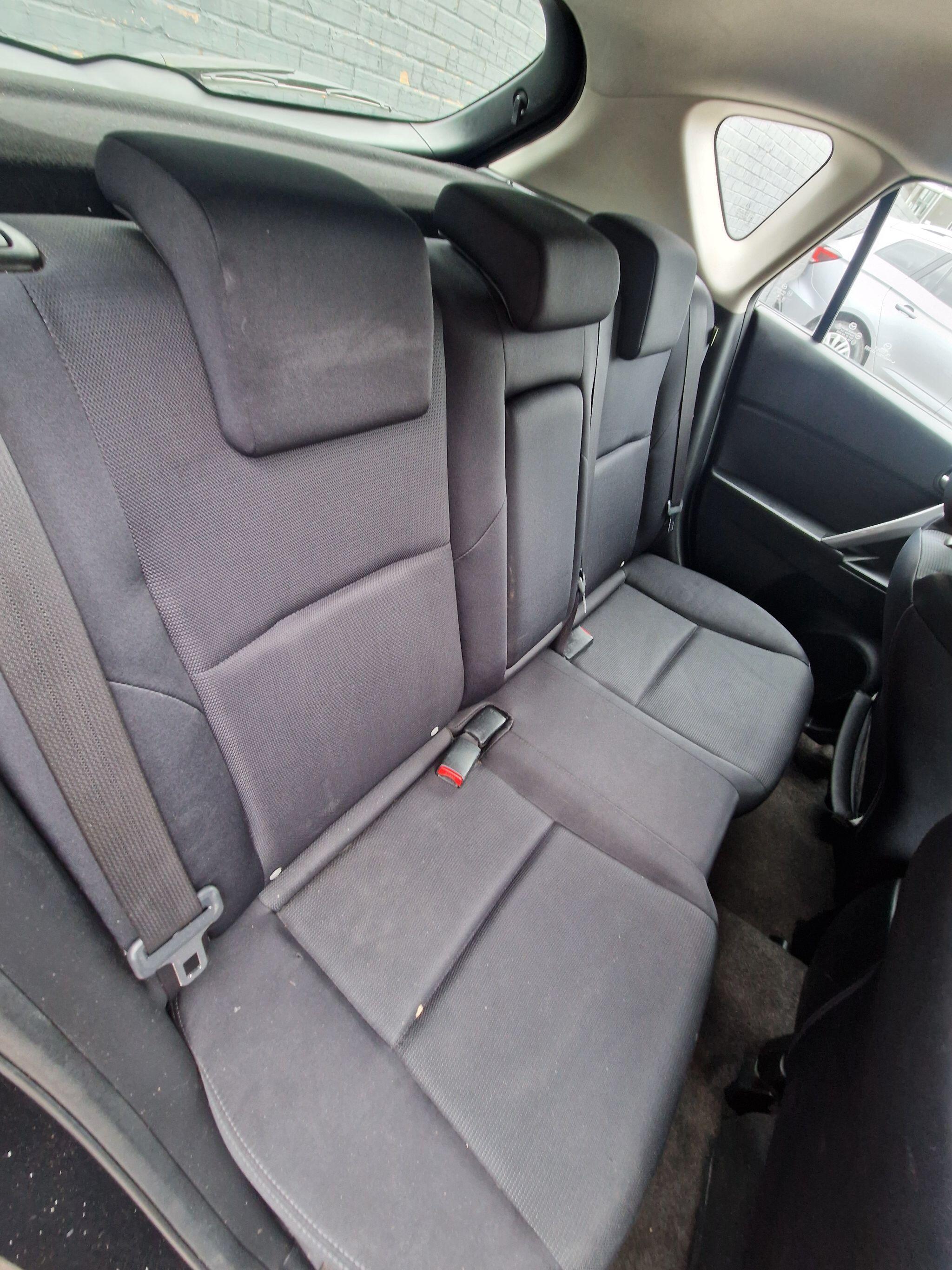 Mazda MAZDA3 - Image 32