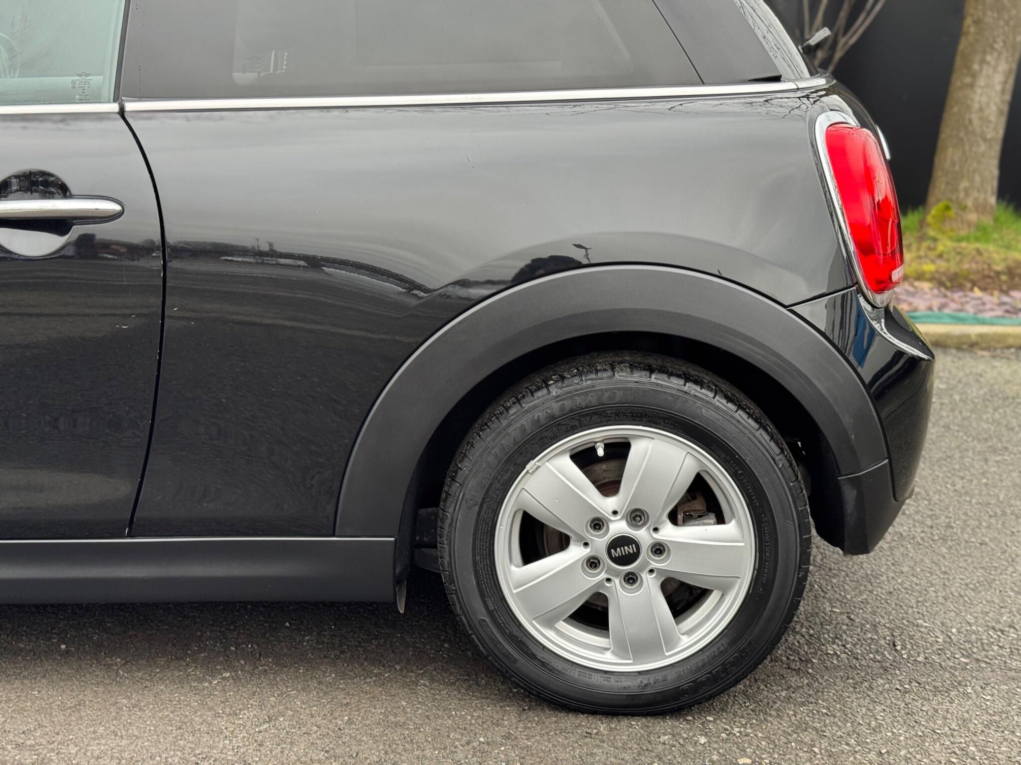 MINI Hatch - Image 8