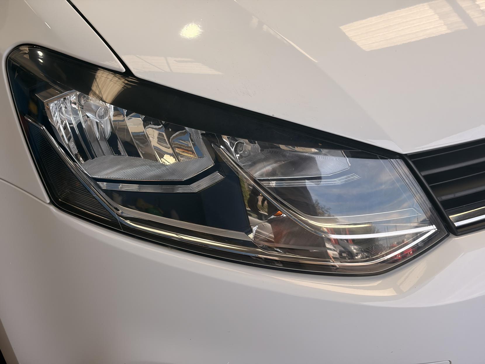 Volkswagen Polo - Image 14