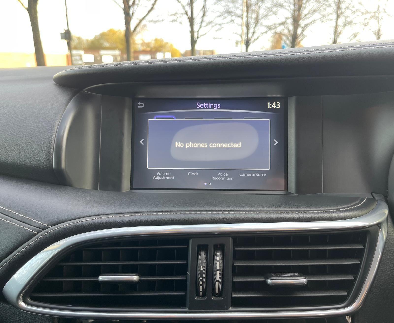 Infiniti Q30 - Image 35