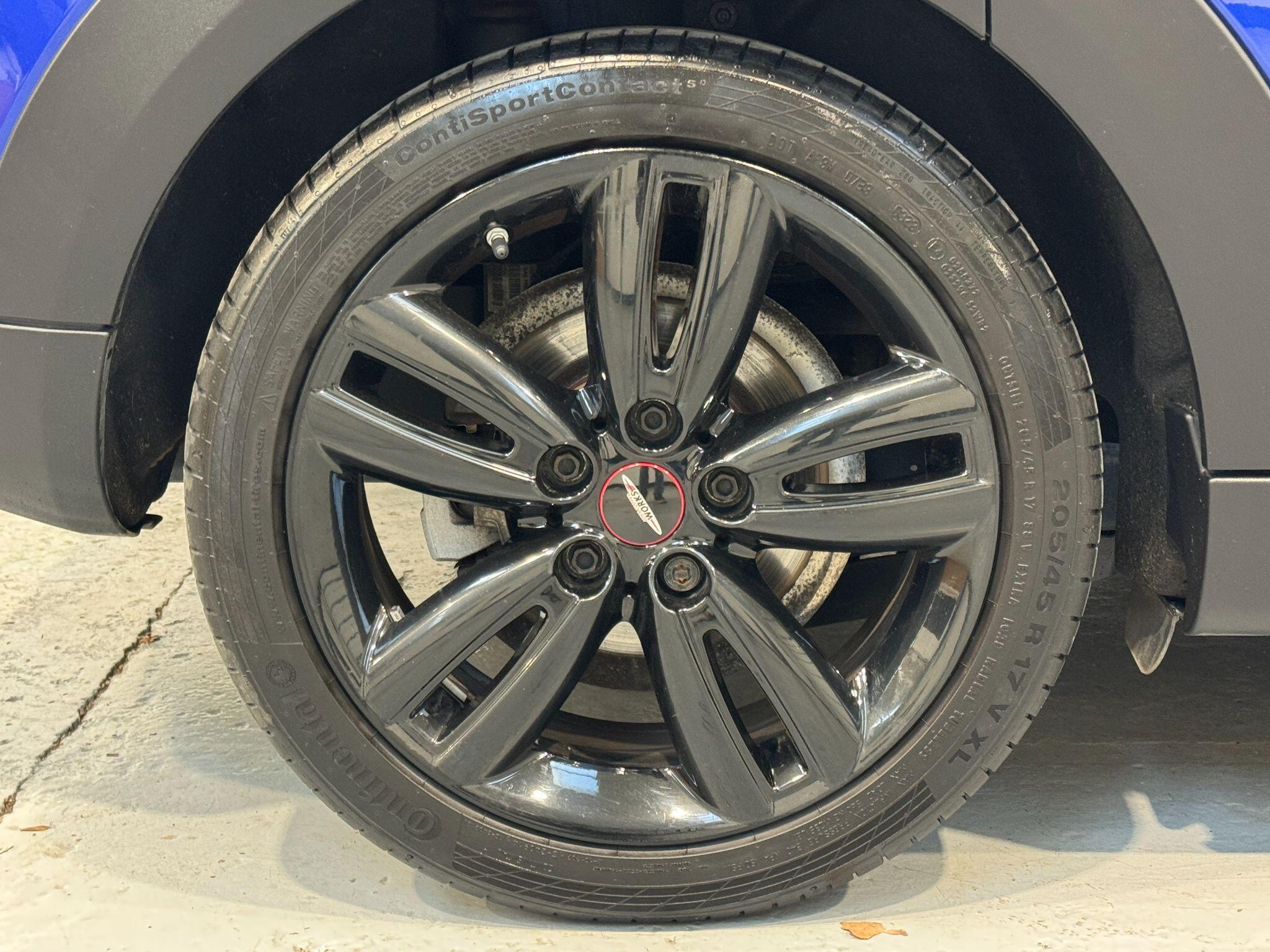 MINI Hatch - Image 27