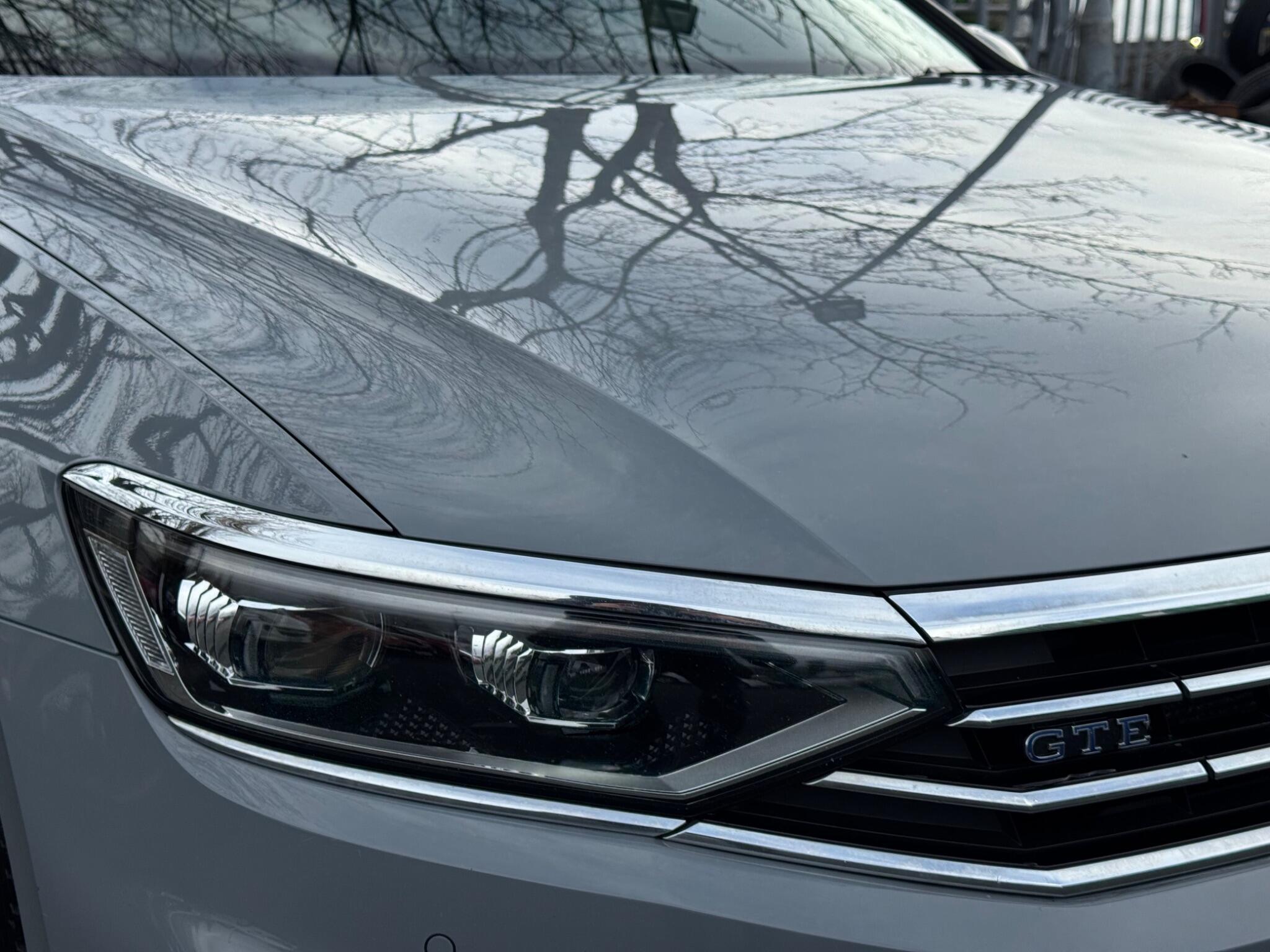 Volkswagen Passat - Image 6