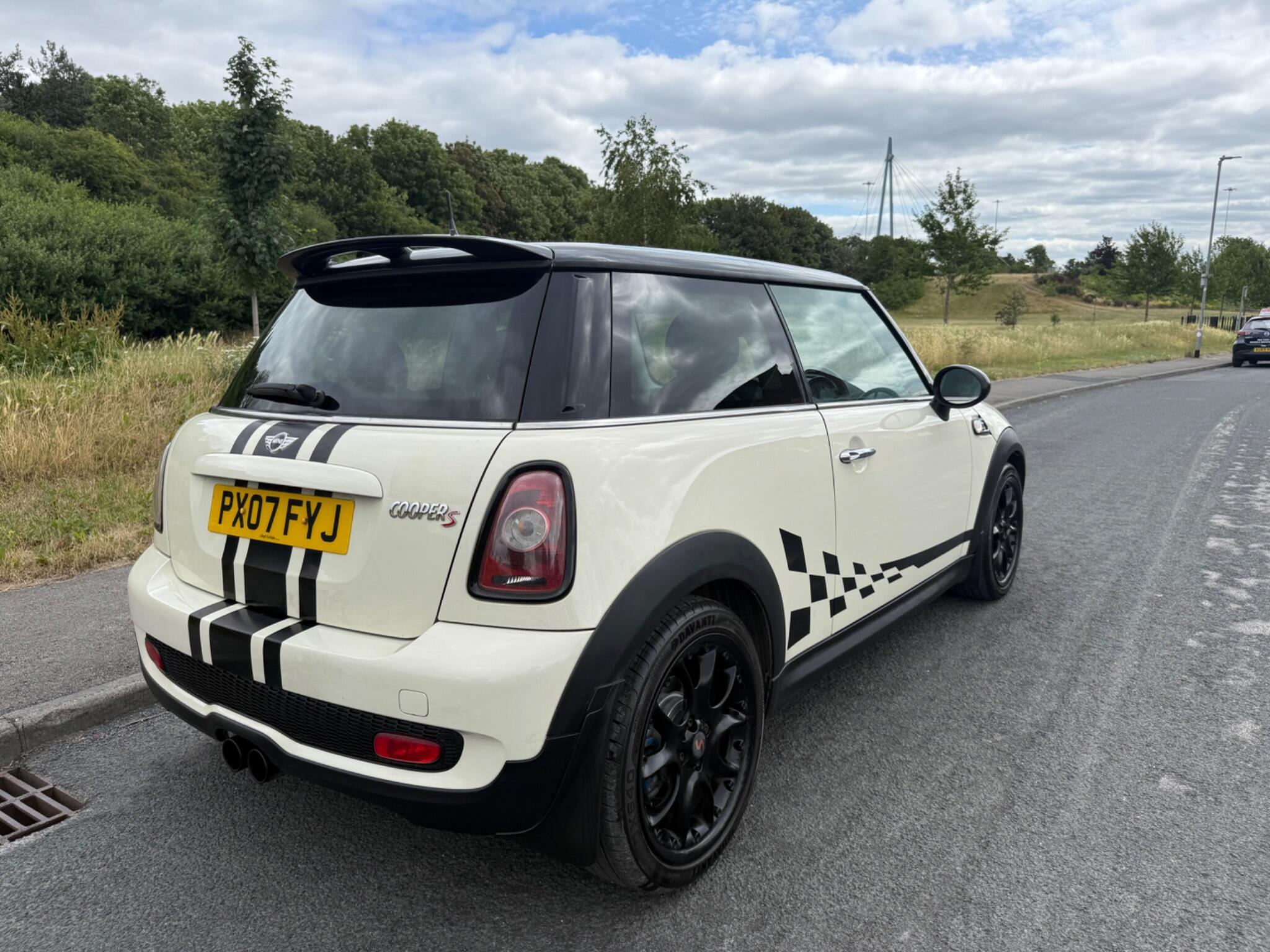 MINI Hatch - Image 3