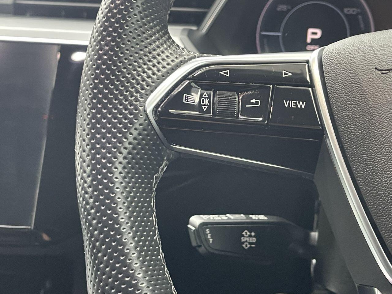 Audi E-Tron - Image 36