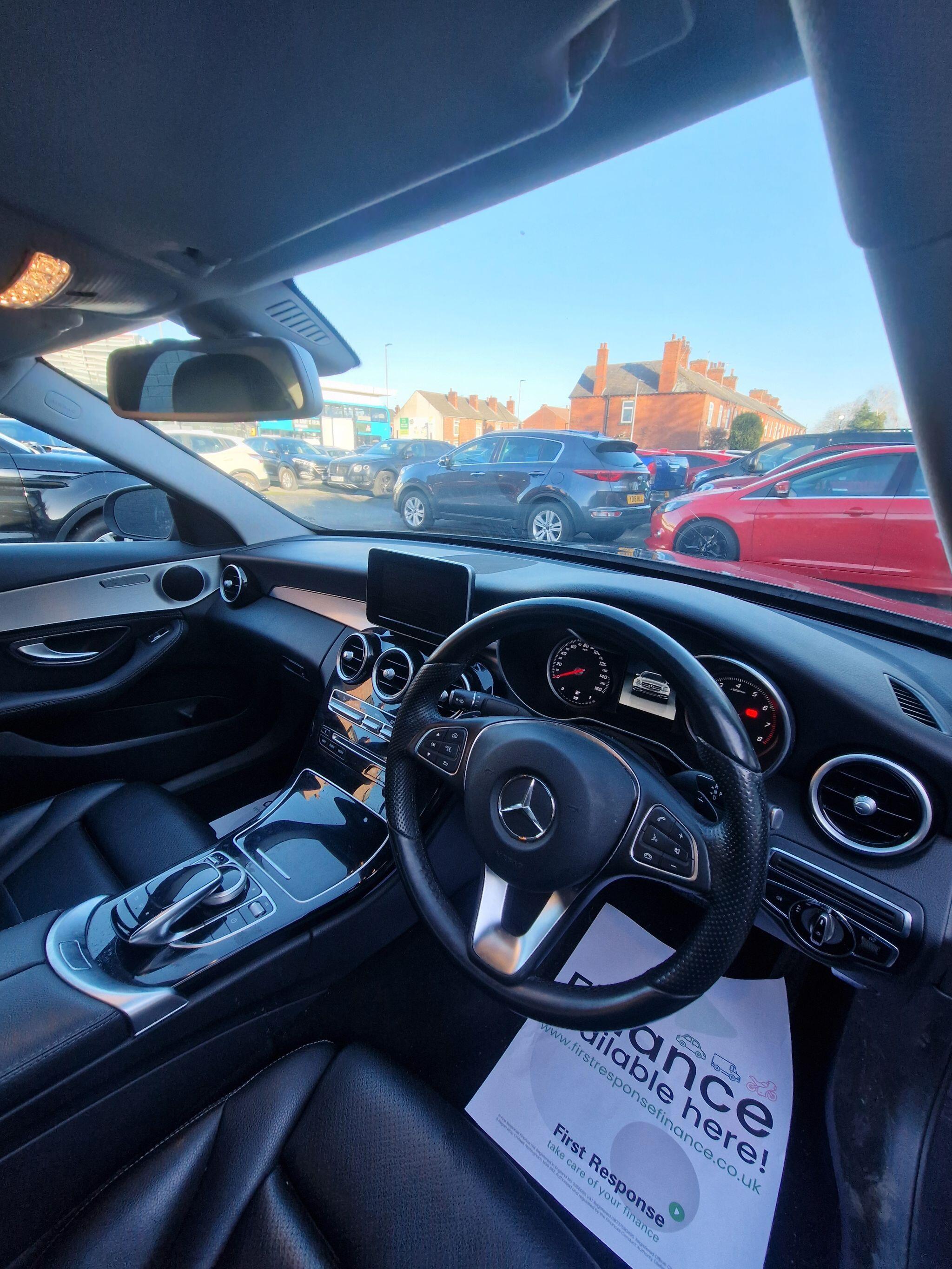 Mercedes C Class - Image 28