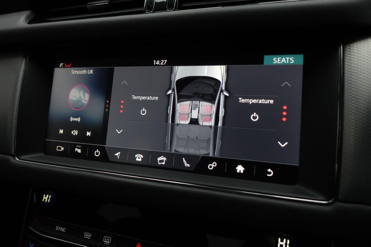 Jaguar XF - Image 31