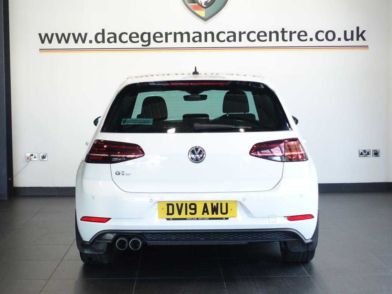 Volkswagen Golf - Image 7