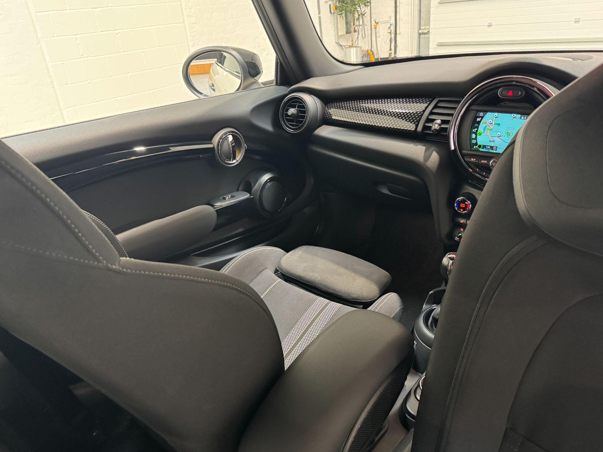 MINI Hatch - Image 67