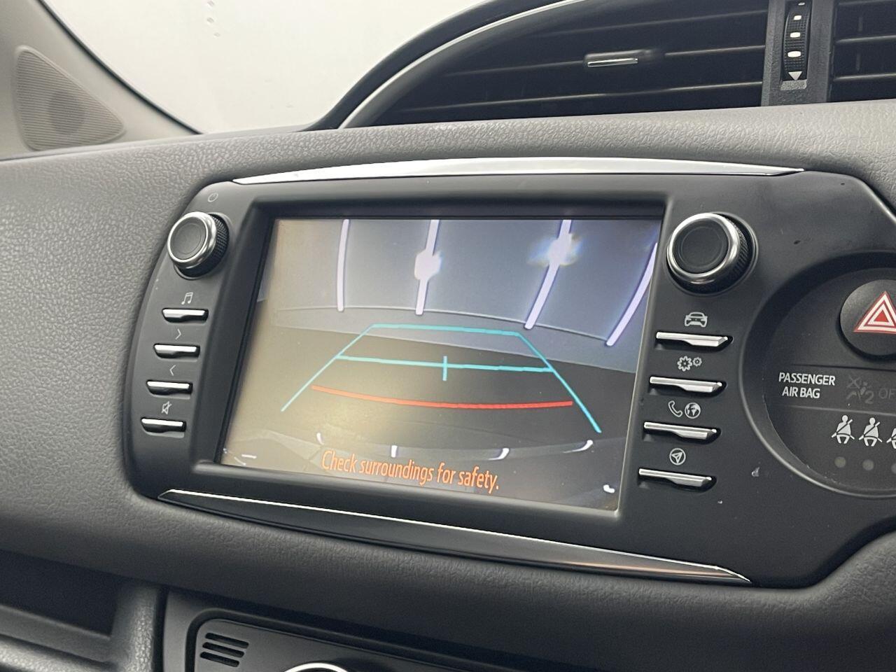 Toyota Yaris - Image 42