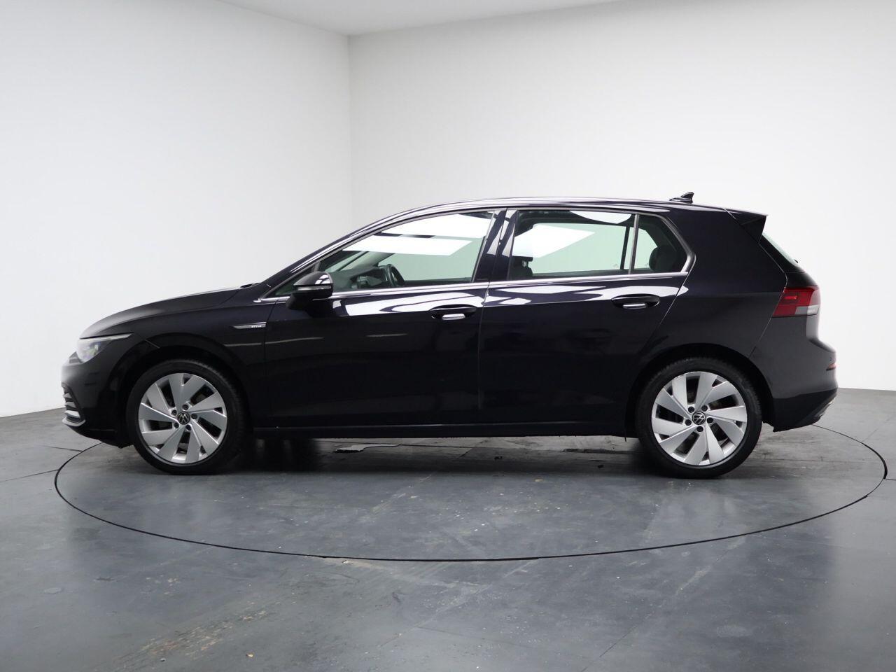 Volkswagen Golf - Image 4