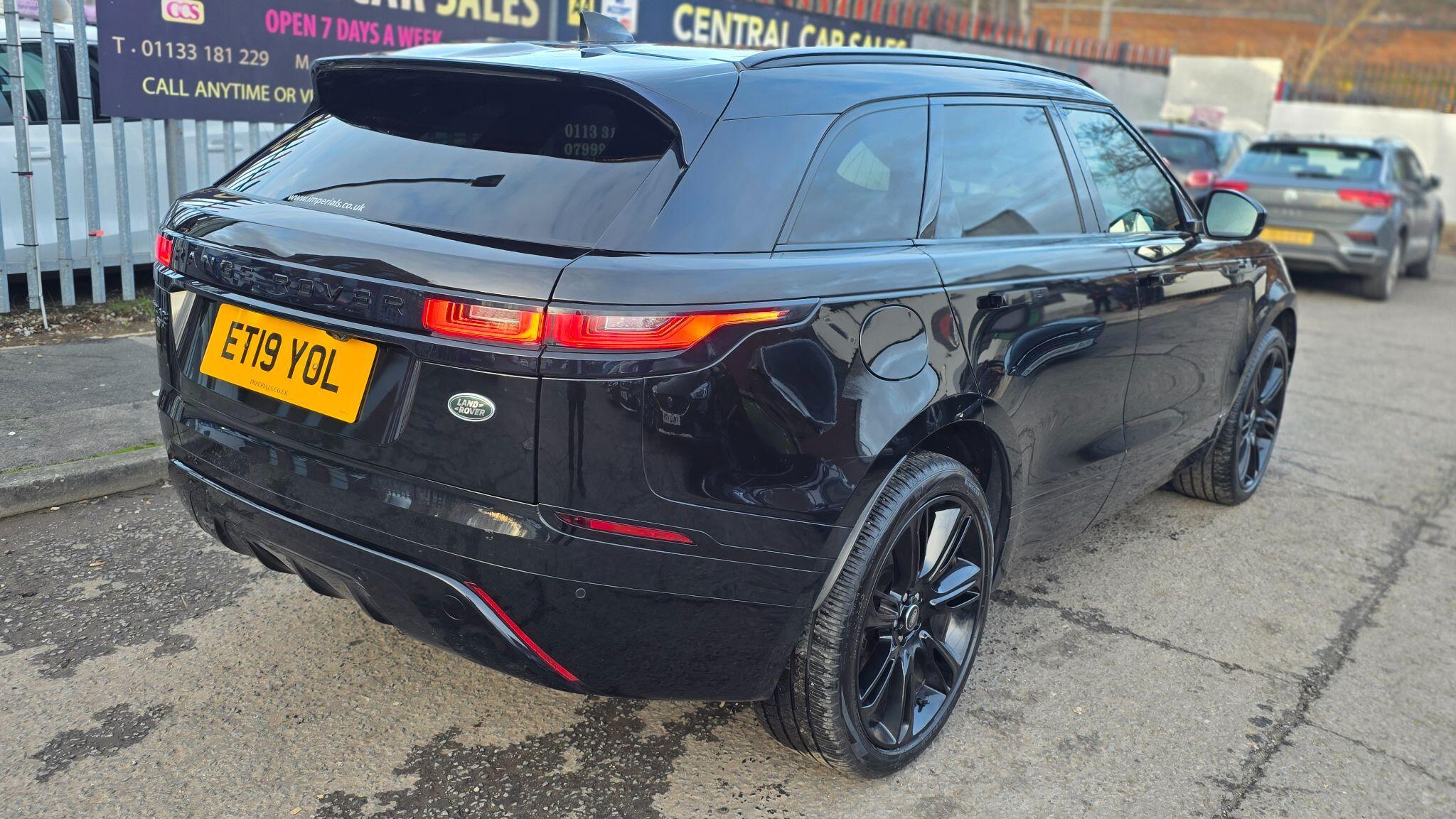Land Rover Range Rover Velar - Image 21