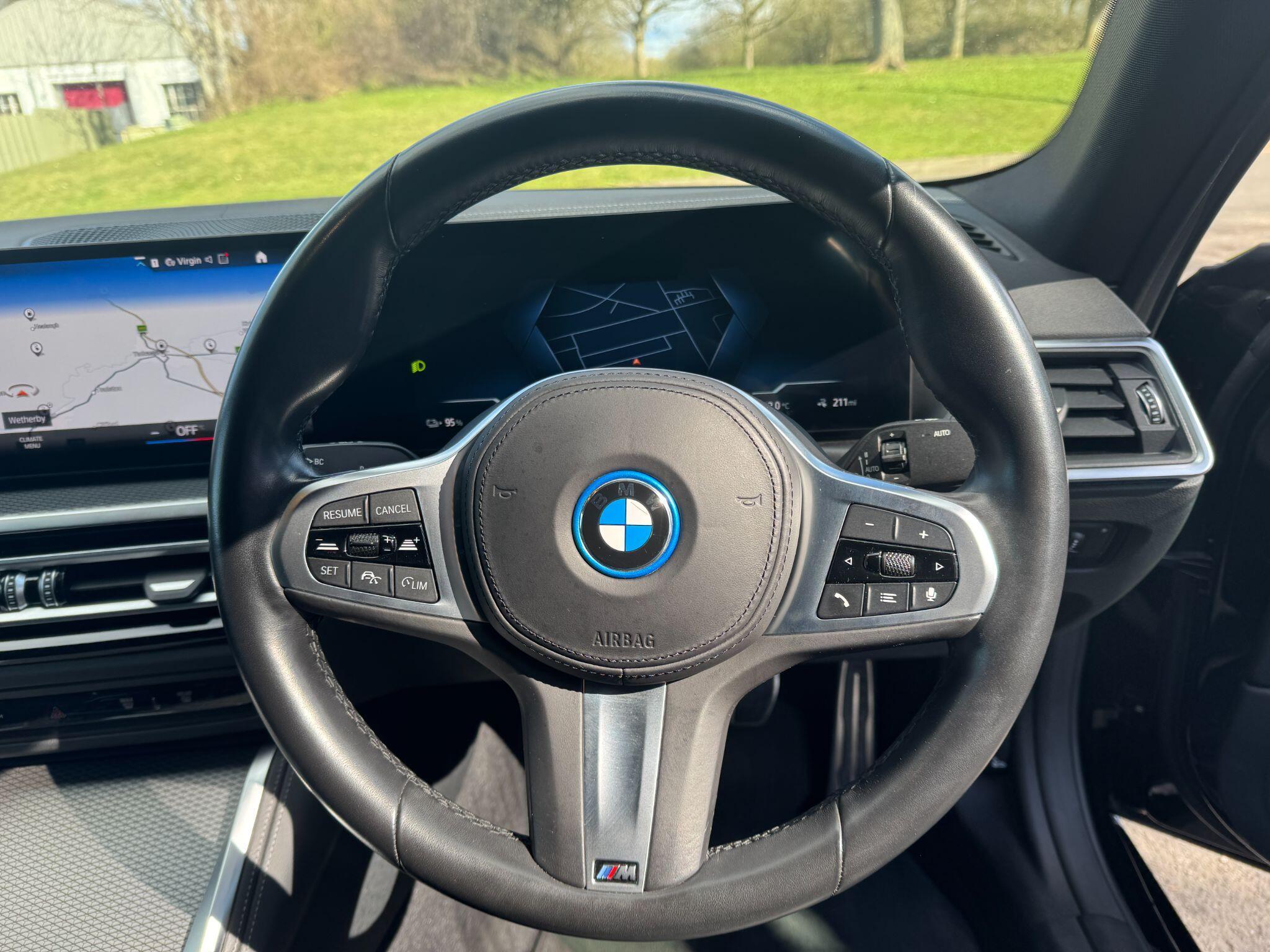 BMW I4 - Image 8