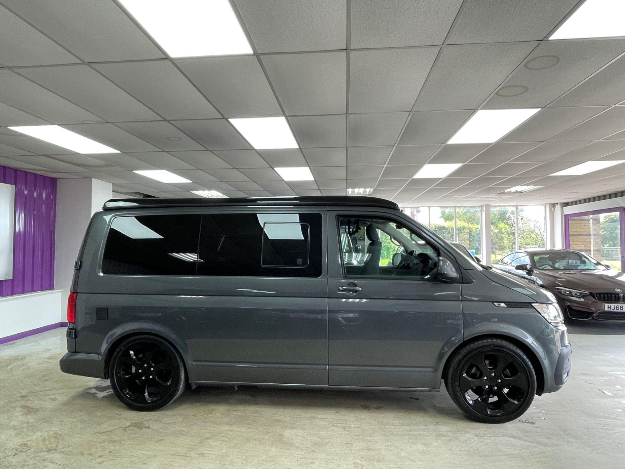 Volkswagen TRANSPORTER CAMPERVAN - Image 13