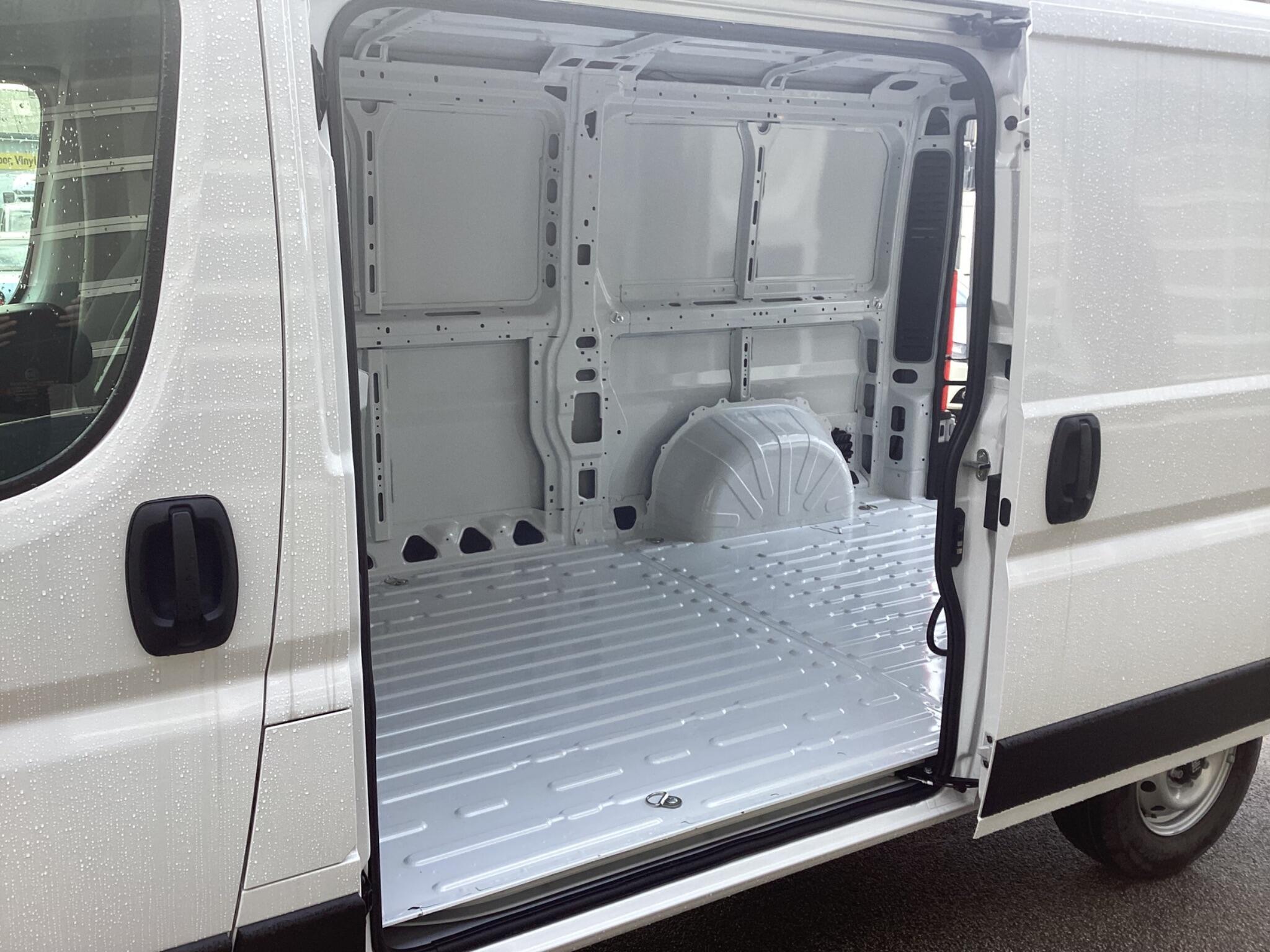Fiat Ducato - Image 15