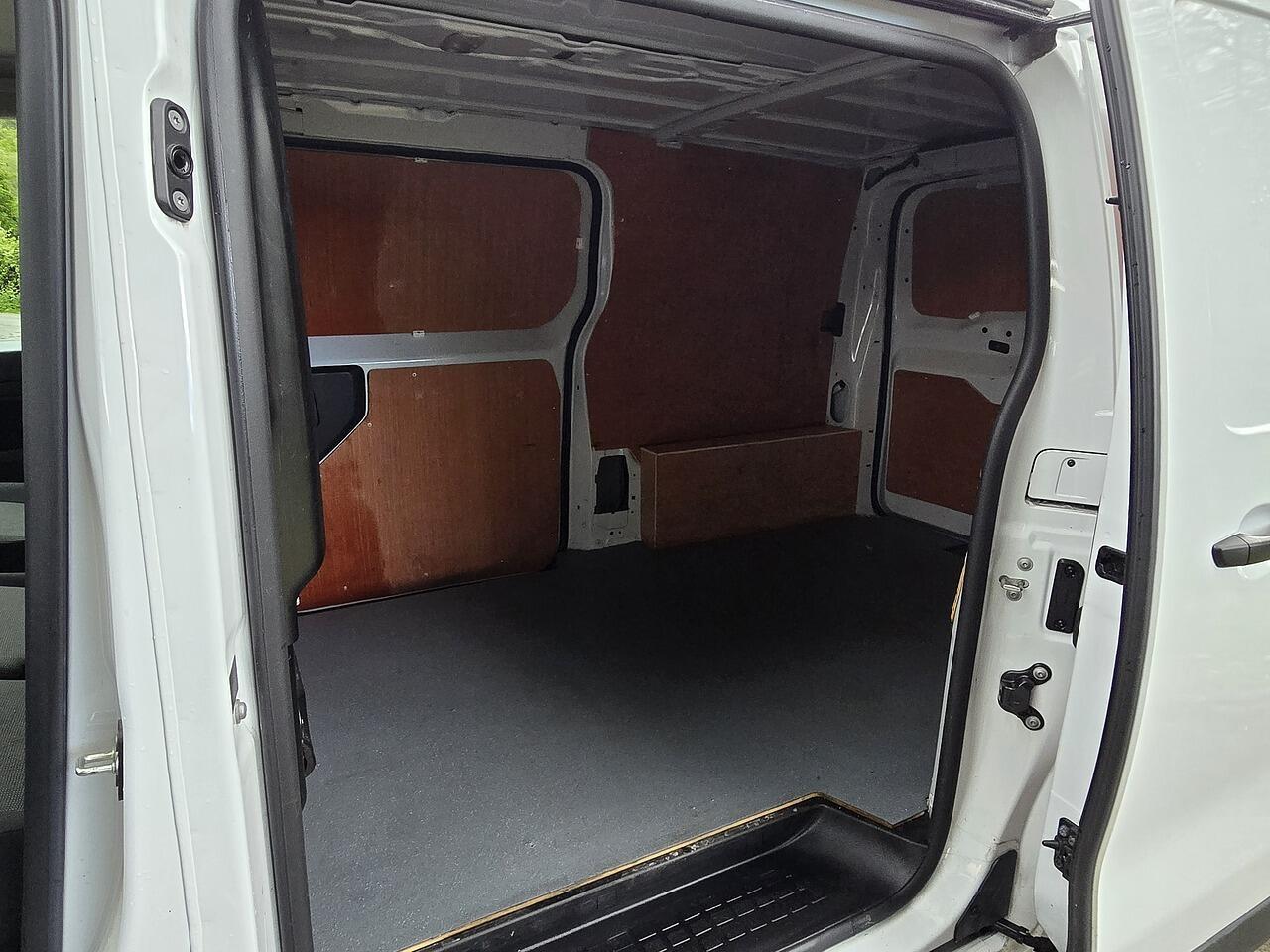 Toyota Proace - Image 4