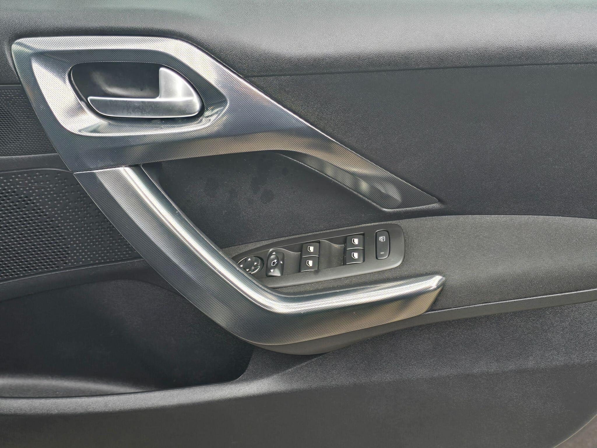 Peugeot 2008 - Image 31