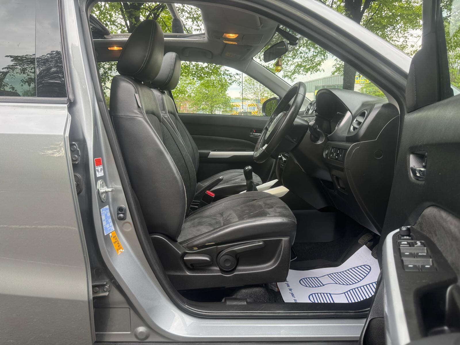 Suzuki Vitara - Image 17