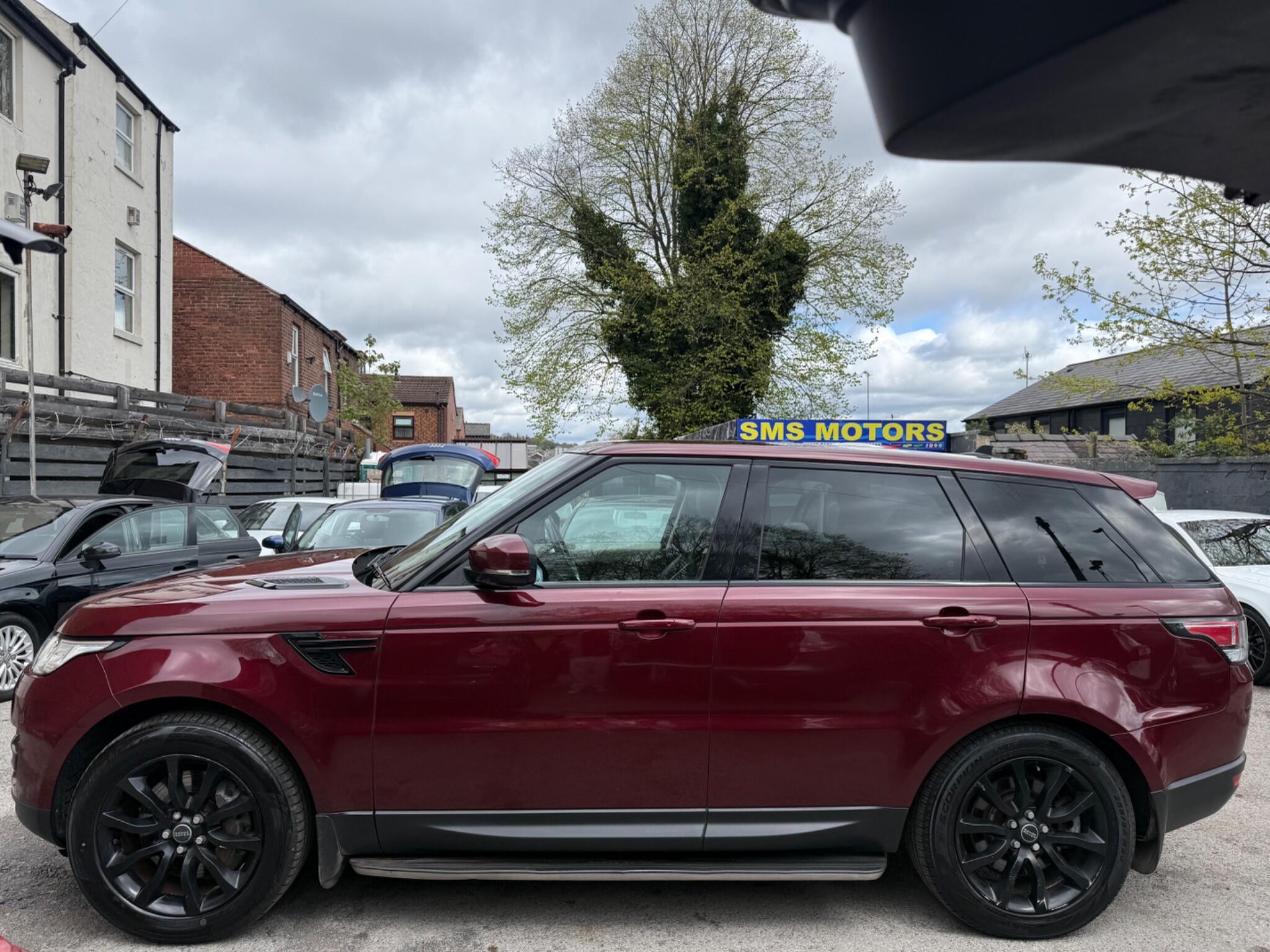 Land Rover RANGE ROVER SPORT - Image 4