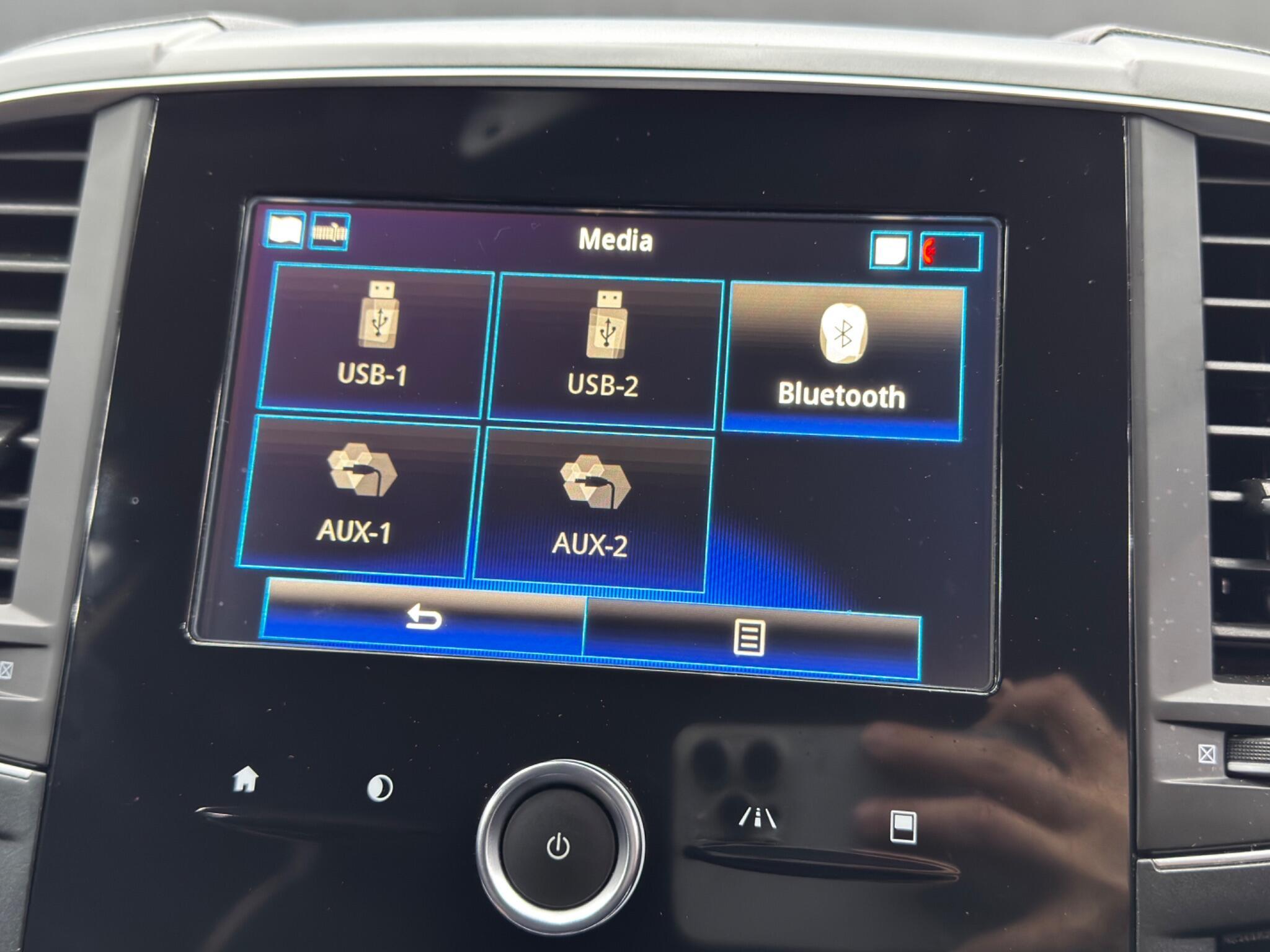 Renault Koleos - Image 32